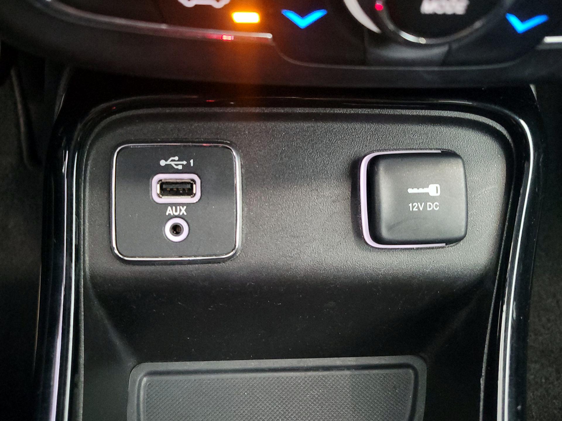 Thumbnail: 2020 Jeep Compass - 18