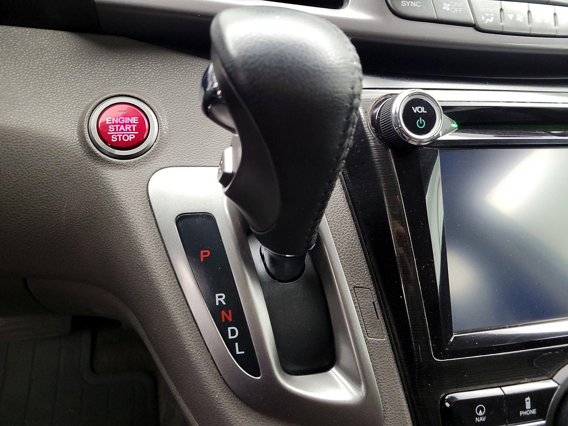 Thumbnail: 2014 Honda Odyssey - 18