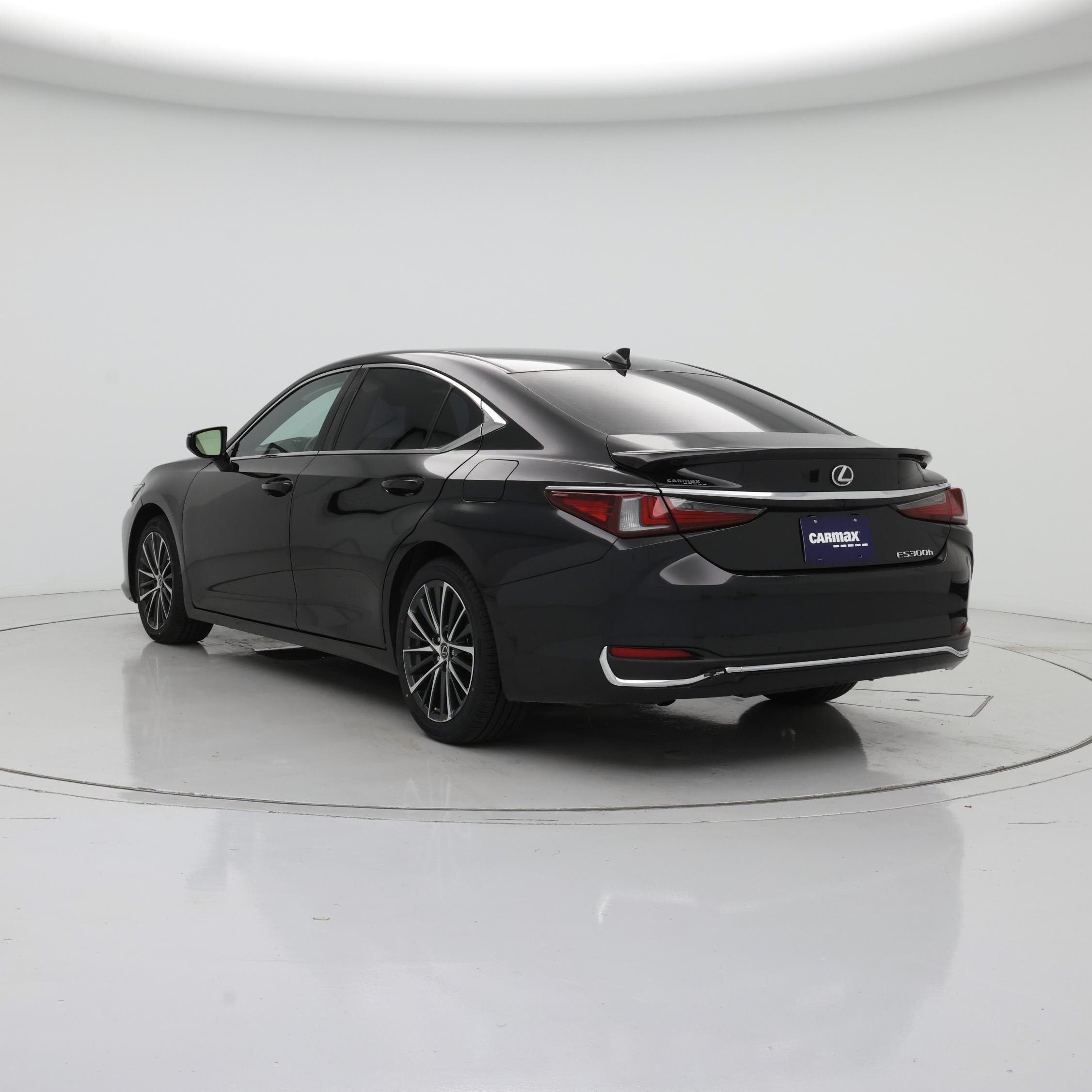 Thumbnail: 2024 Lexus ES - 2