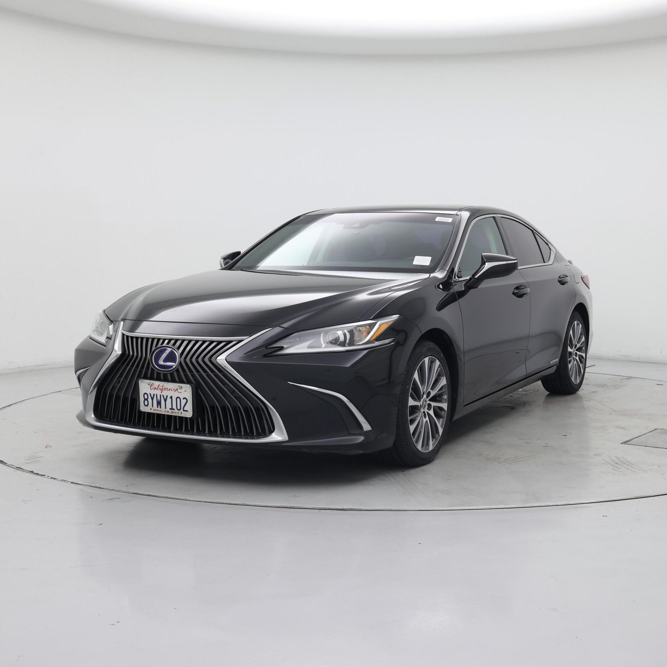 Thumbnail: 2021 Lexus ES - 4