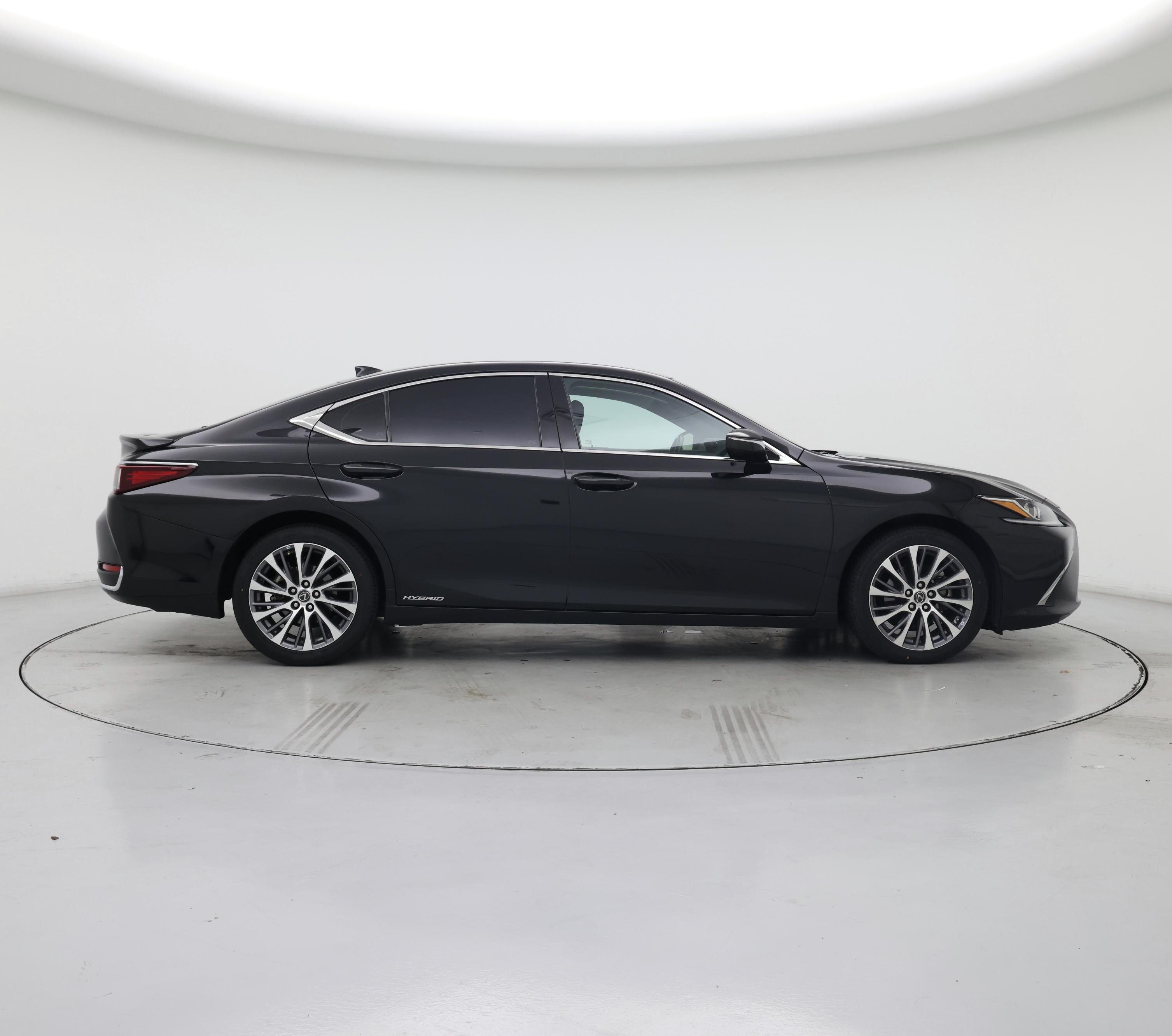 Thumbnail: 2021 Lexus ES - 7