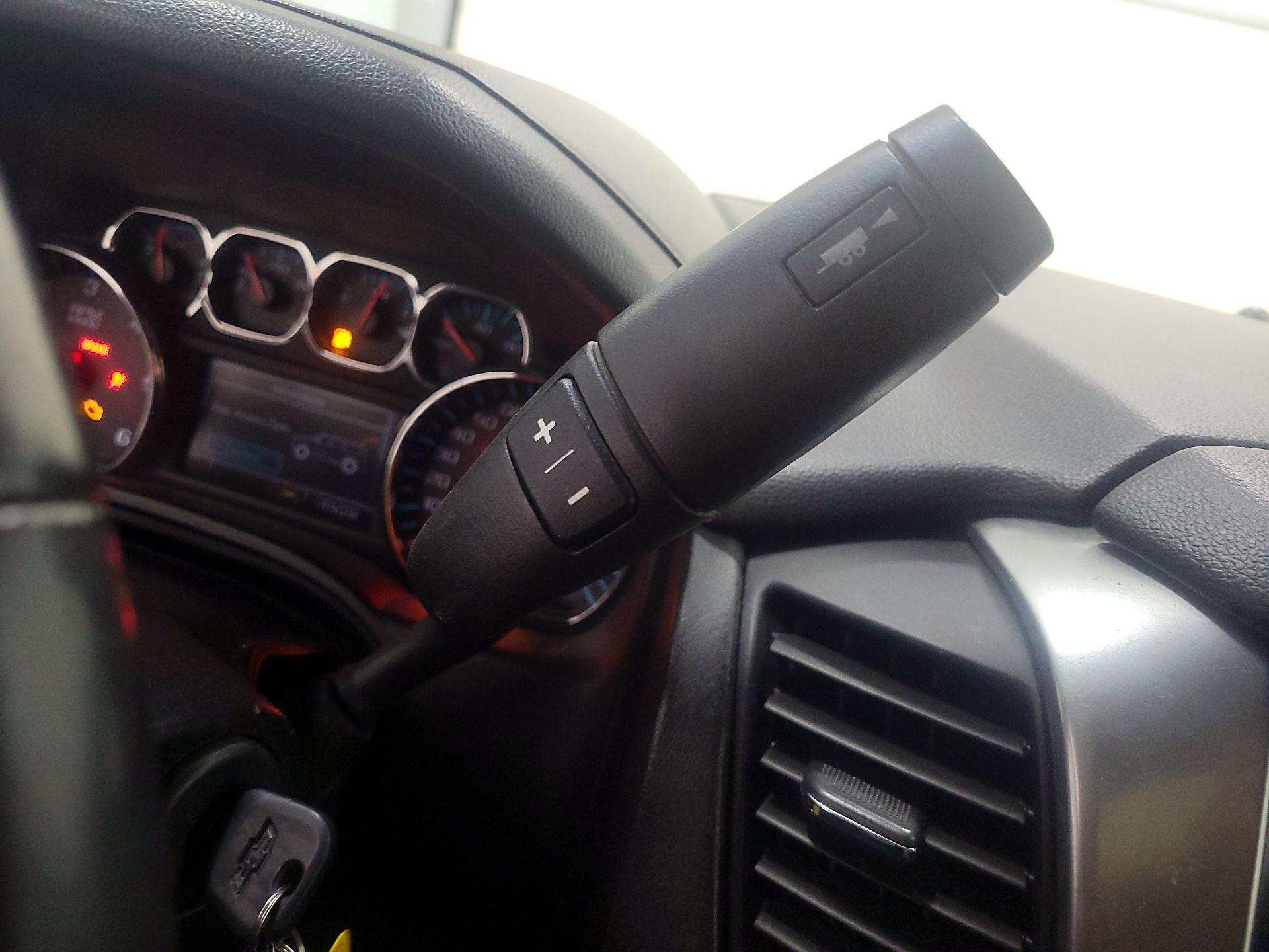 Thumbnail: 2016 Chevrolet Tahoe - 15