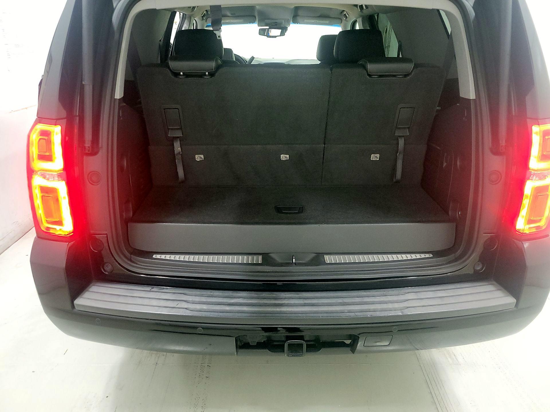 Thumbnail: 2016 Chevrolet Tahoe - 19