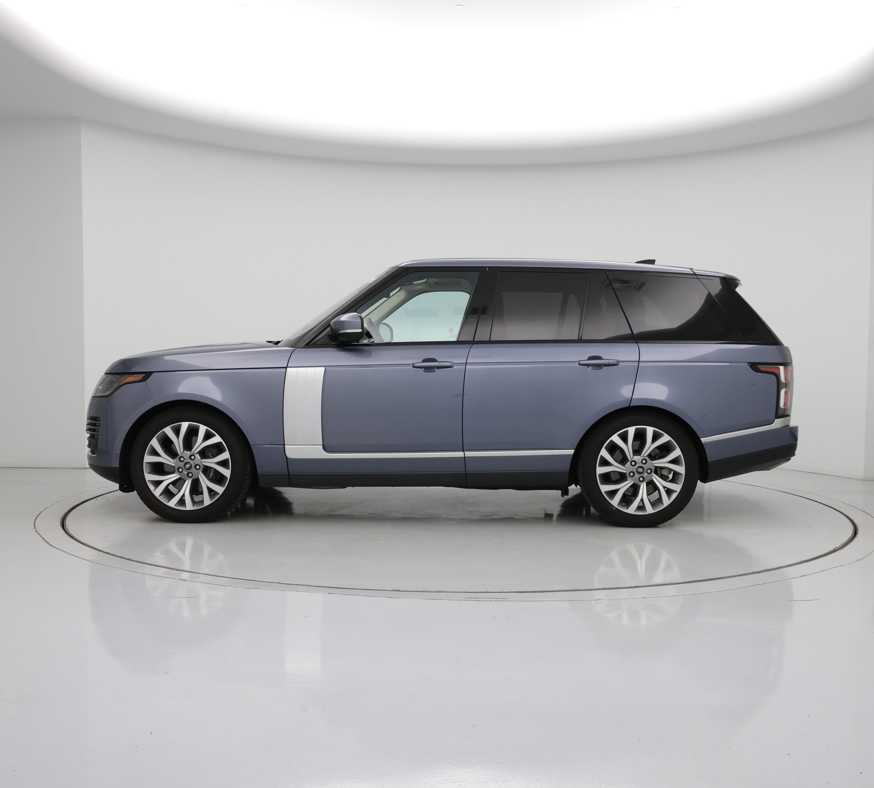 Thumbnail: 2019 Land Rover Range Rover - 3