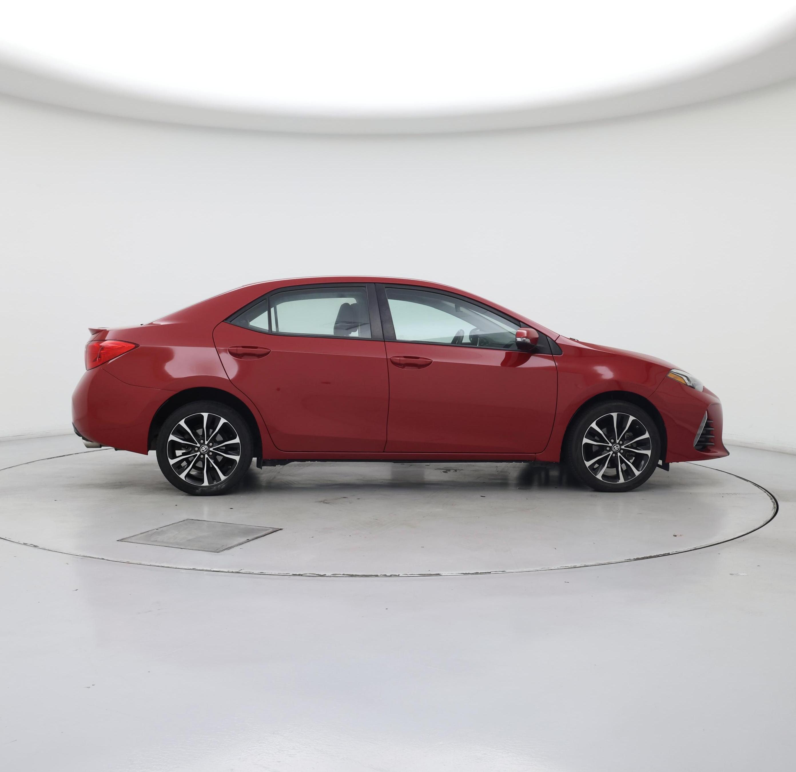 Thumbnail: 2018 Toyota Corolla - 7