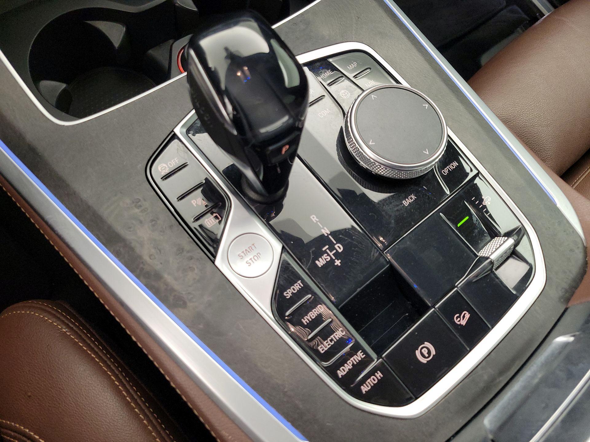 Thumbnail: 2021 BMW X5 - 17