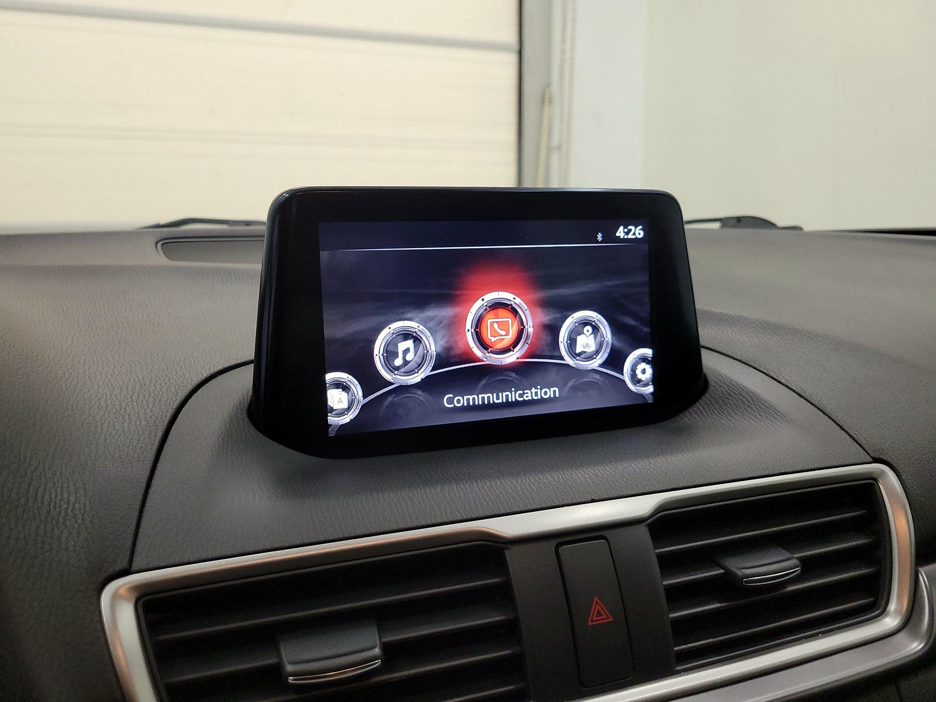 Thumbnail: 2017 Mazda Mazda3 - 15