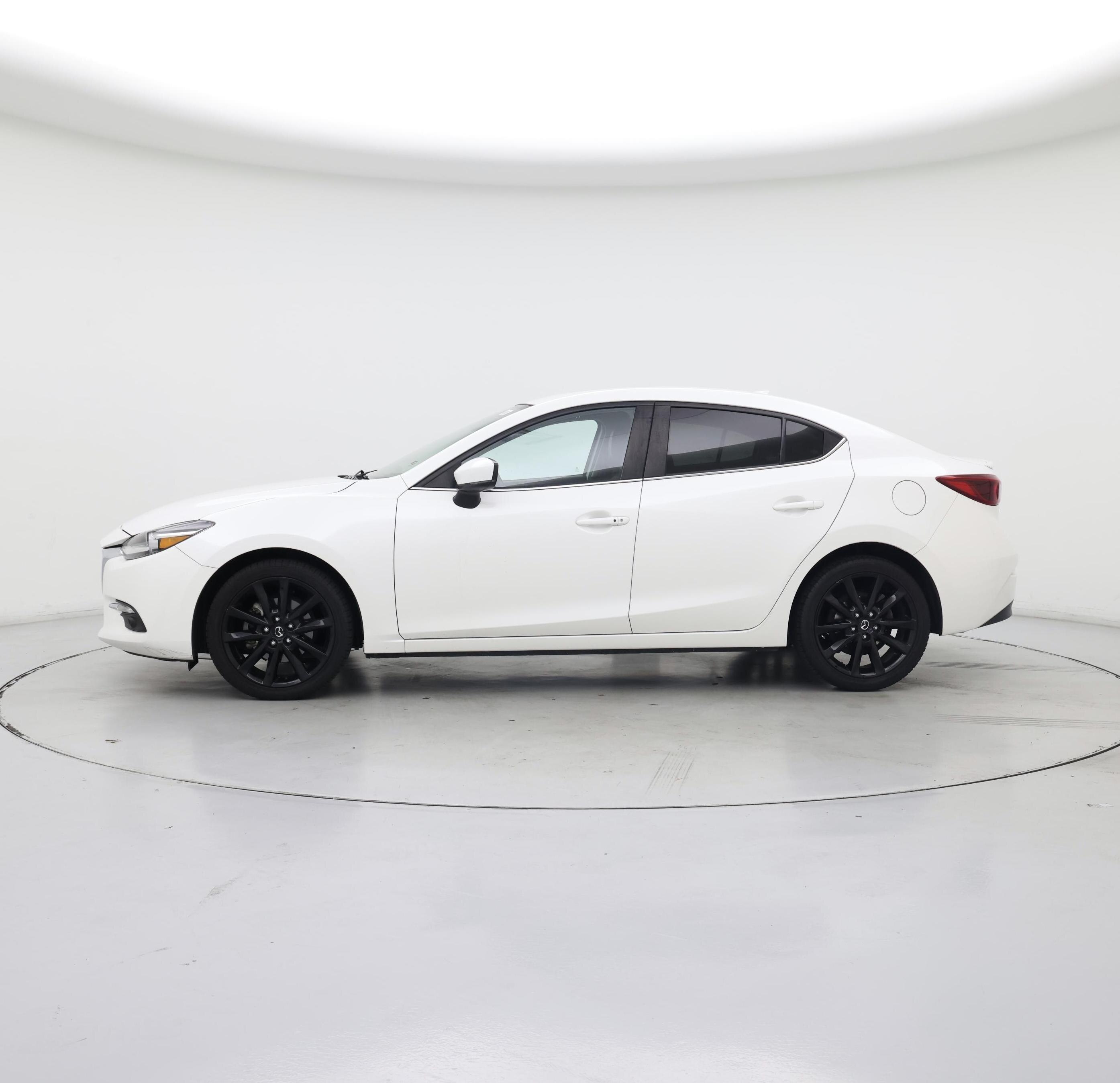 Thumbnail: 2017 Mazda Mazda3 - 3