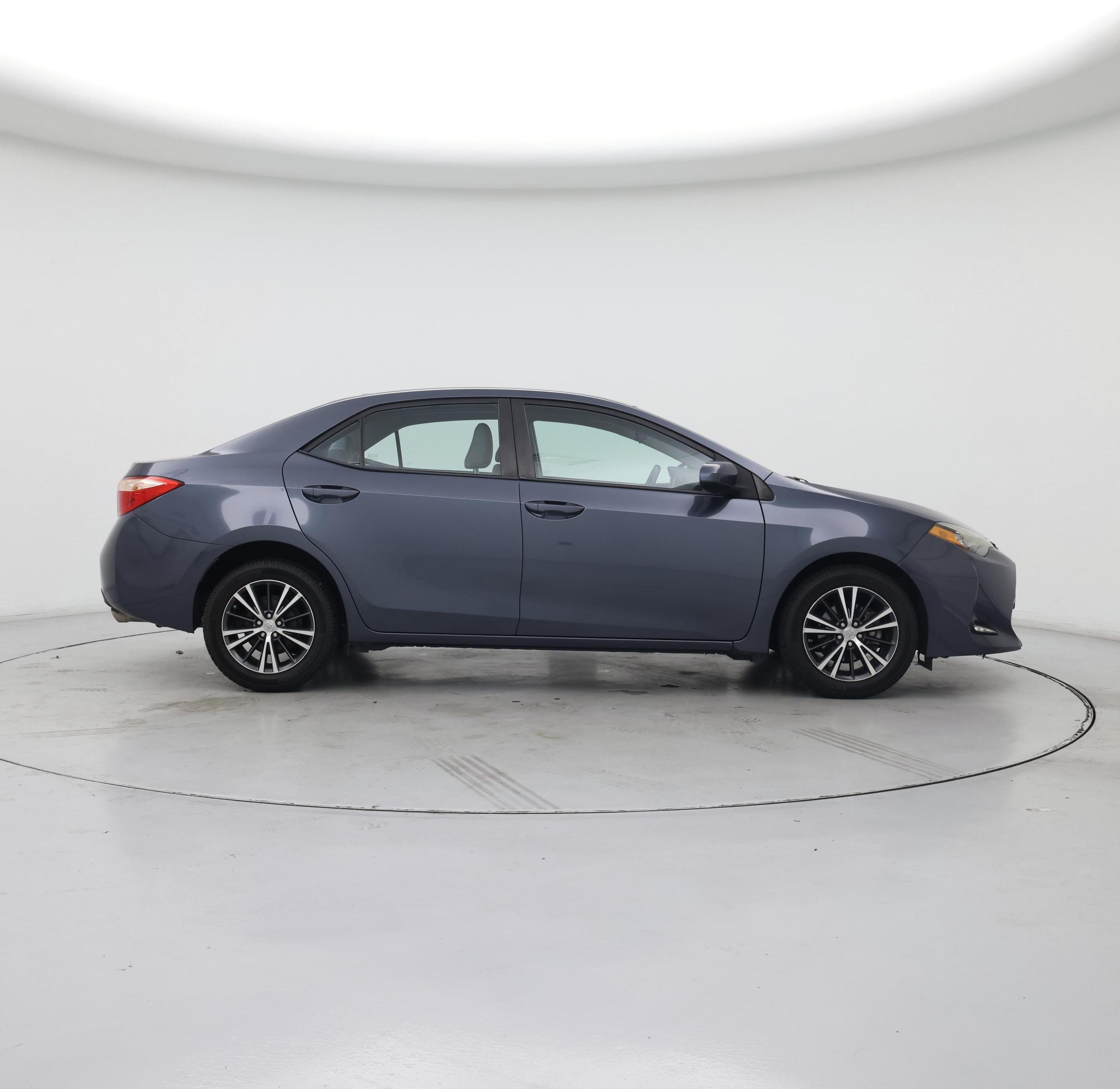 Thumbnail: 2017 Toyota Corolla - 7