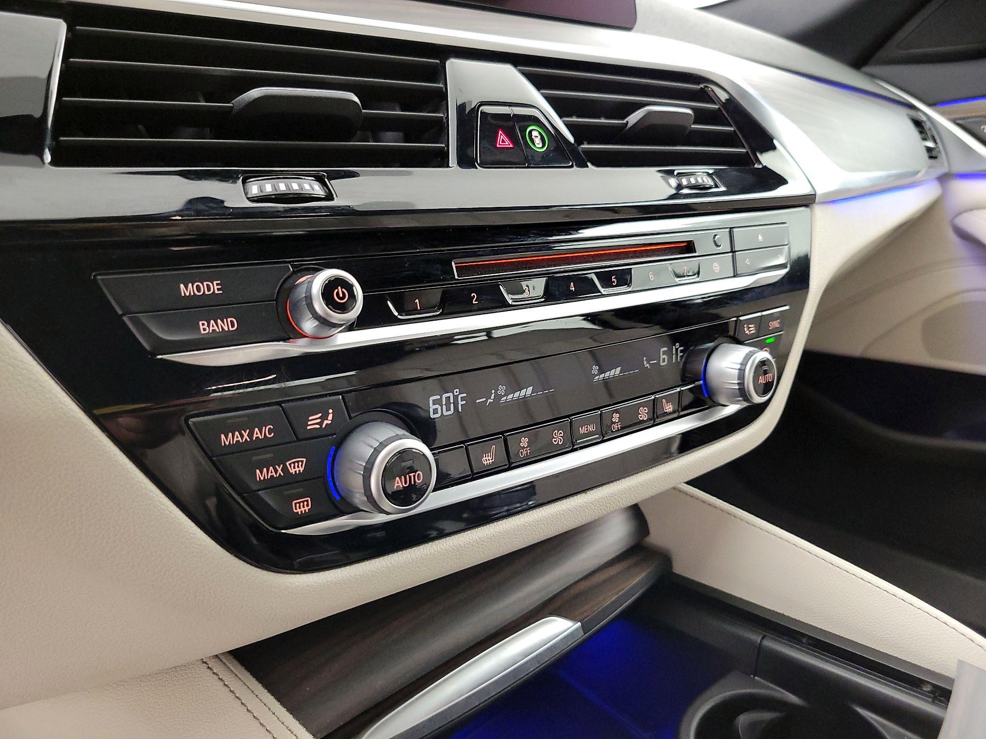 Thumbnail: 2019 BMW 5 Series - 17
