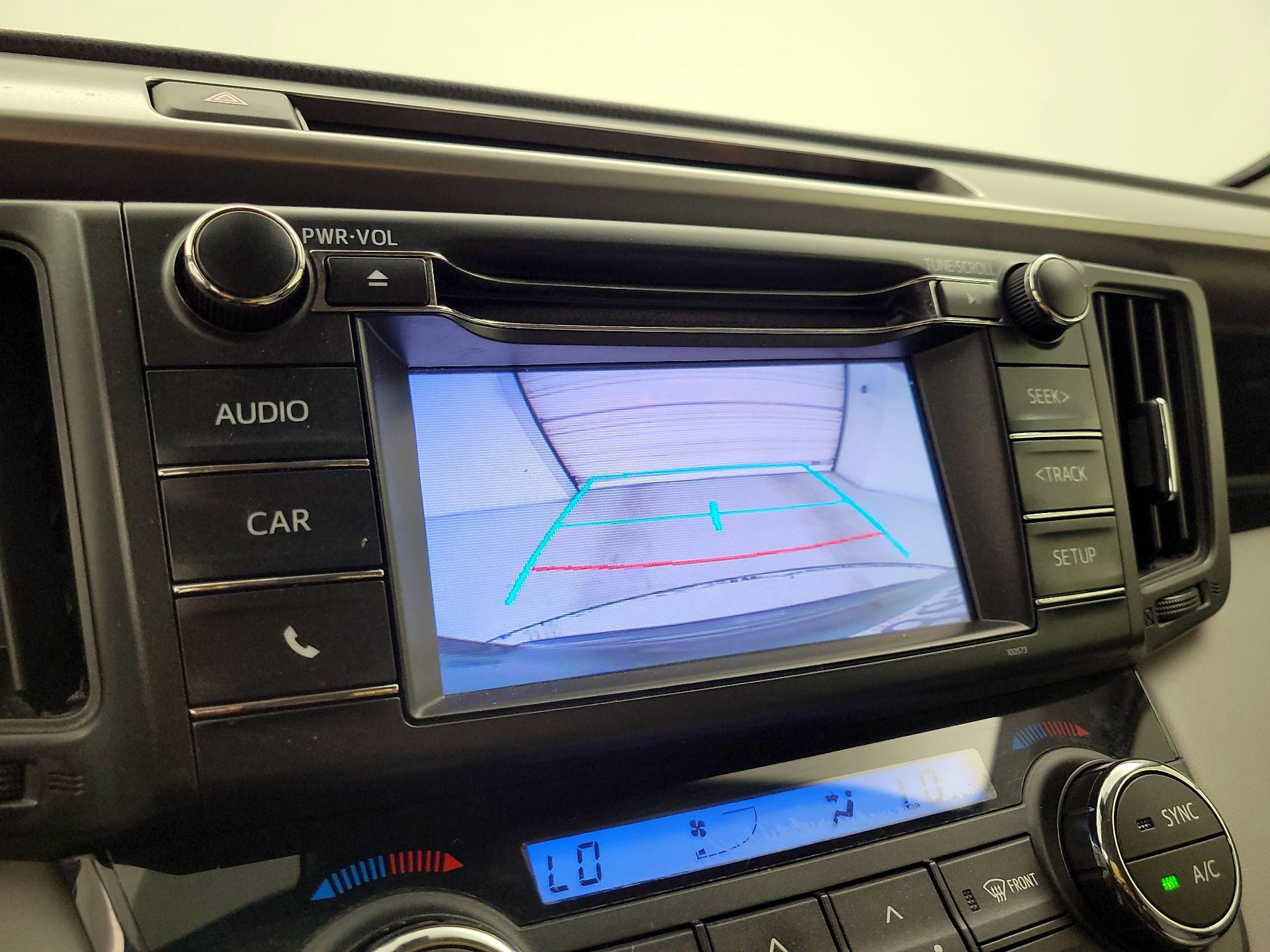 Thumbnail: 2018 Toyota RAV4 - 14