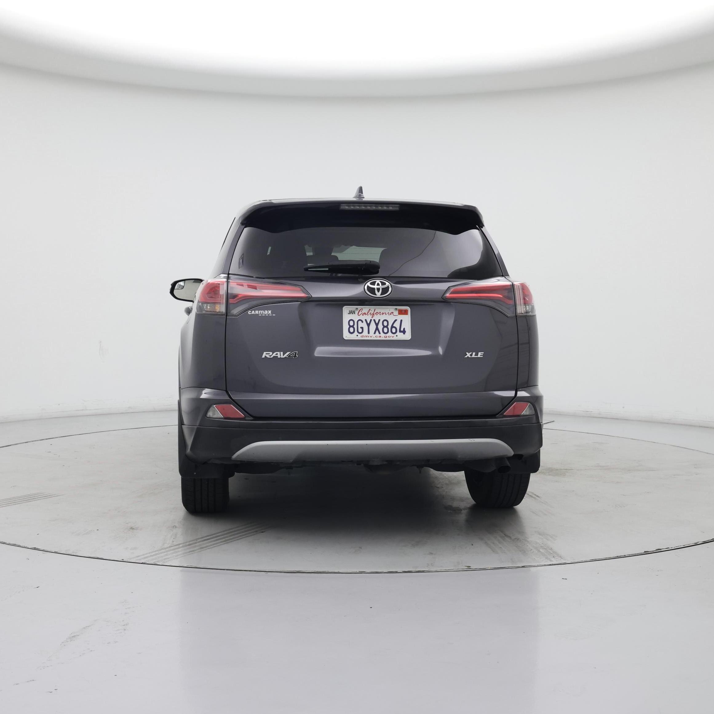Thumbnail: 2018 Toyota RAV4 - 6