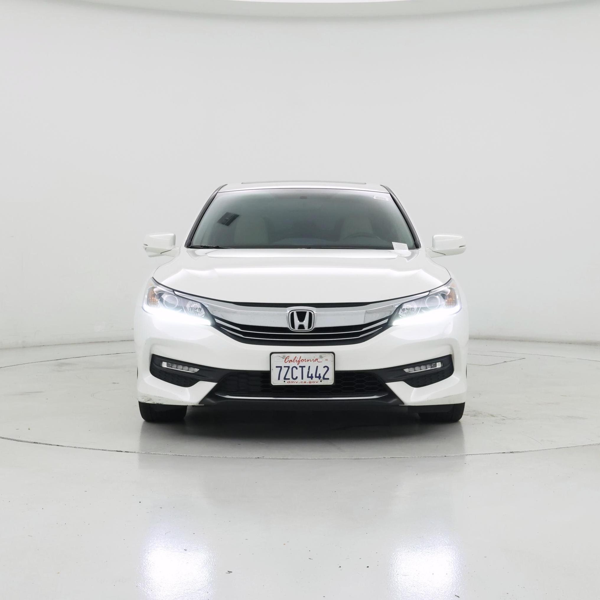 Thumbnail: 2017 Honda Accord - 5