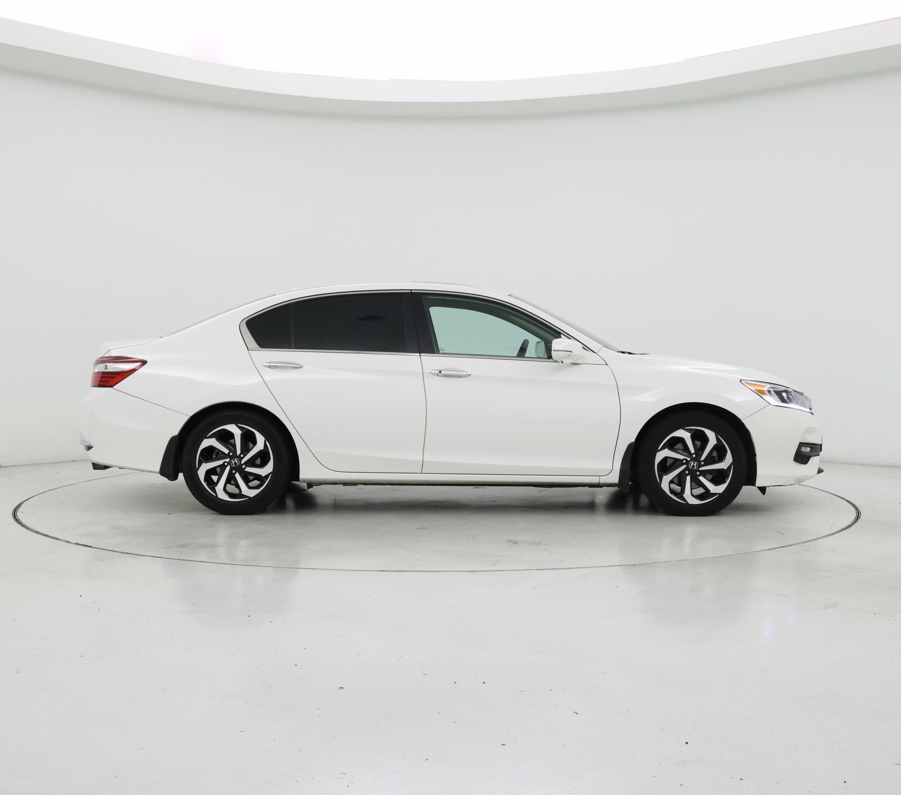Thumbnail: 2017 Honda Accord - 7