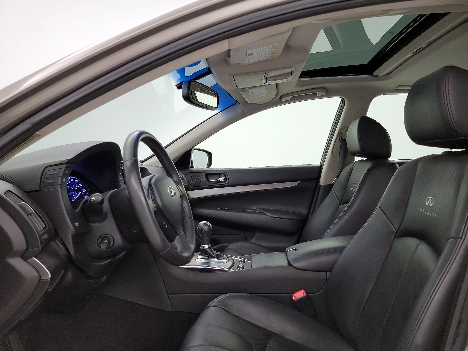 Thumbnail: 2013 INFINITI G37 - 19