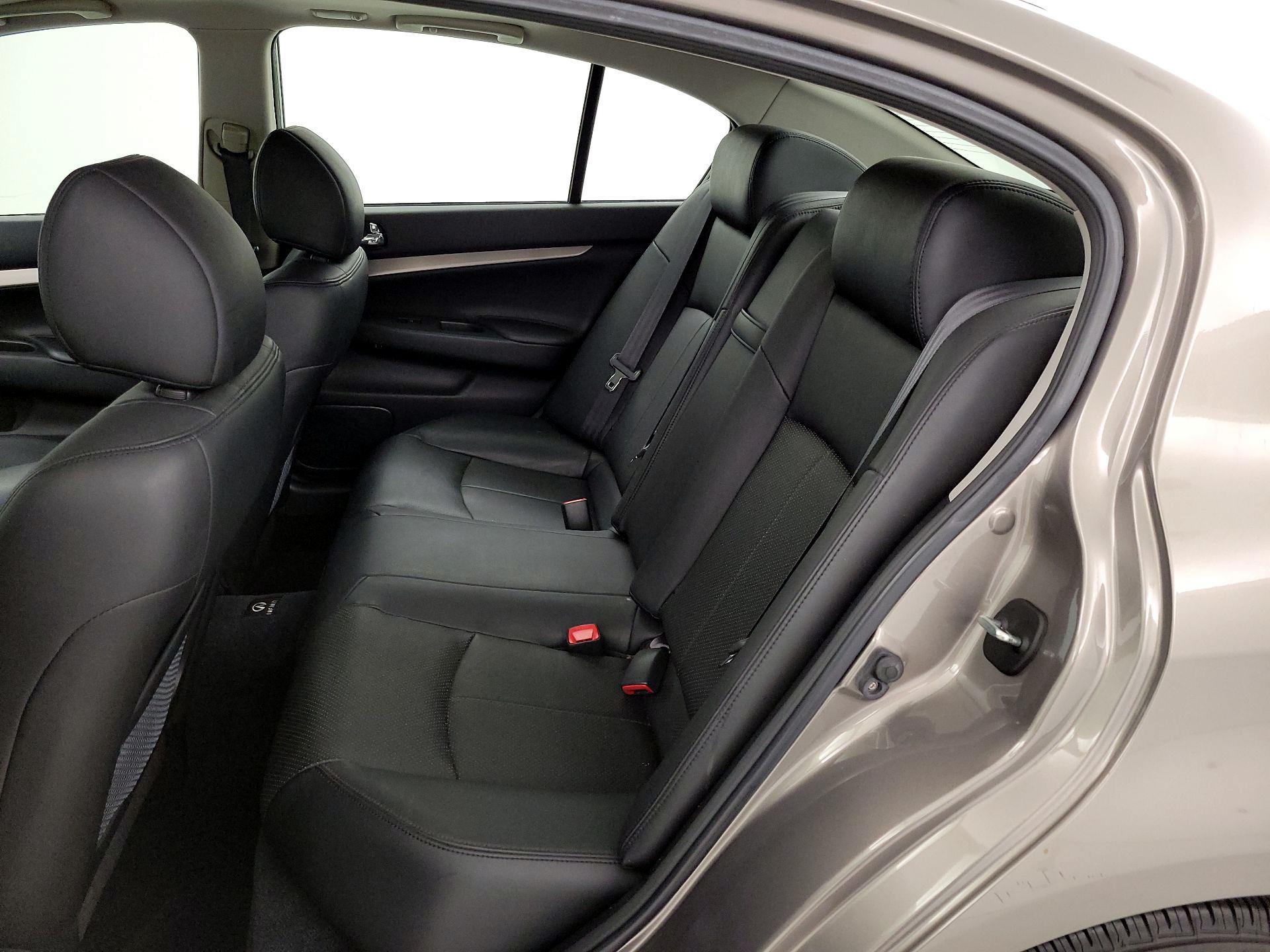Thumbnail: 2013 INFINITI G37 - 20
