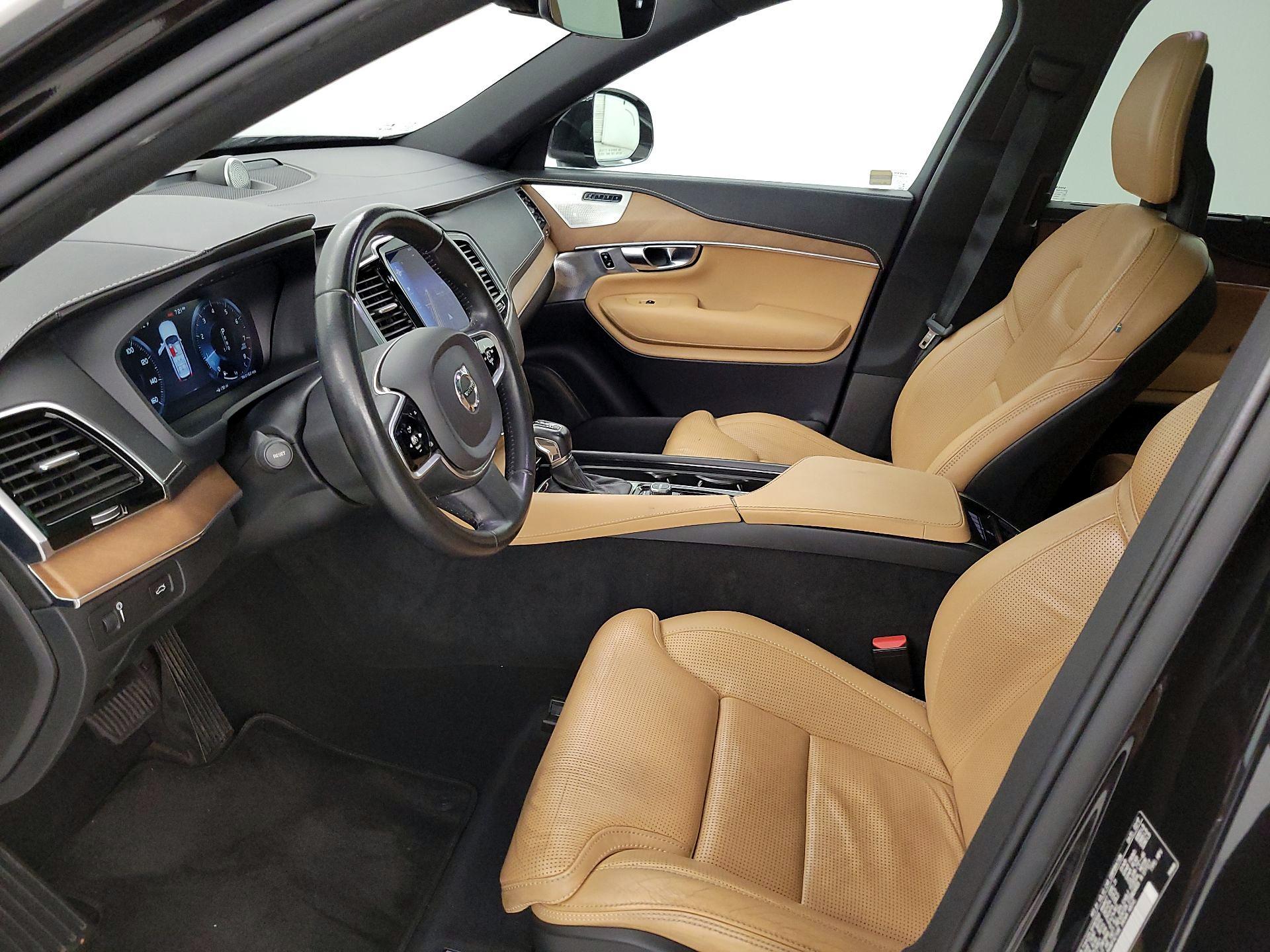Thumbnail: 2017 Volvo XC90 - 11
