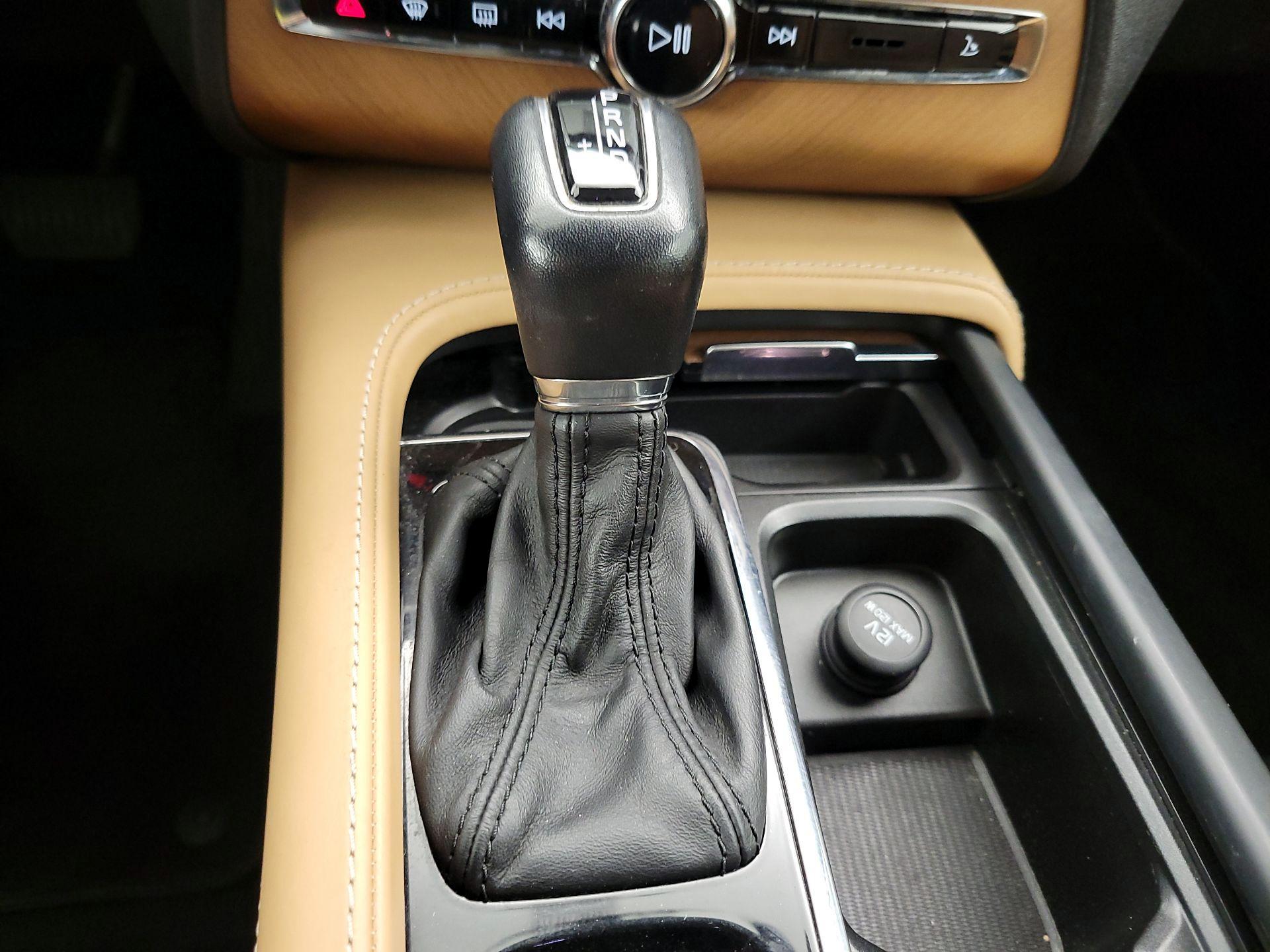 Thumbnail: 2017 Volvo XC90 - 18