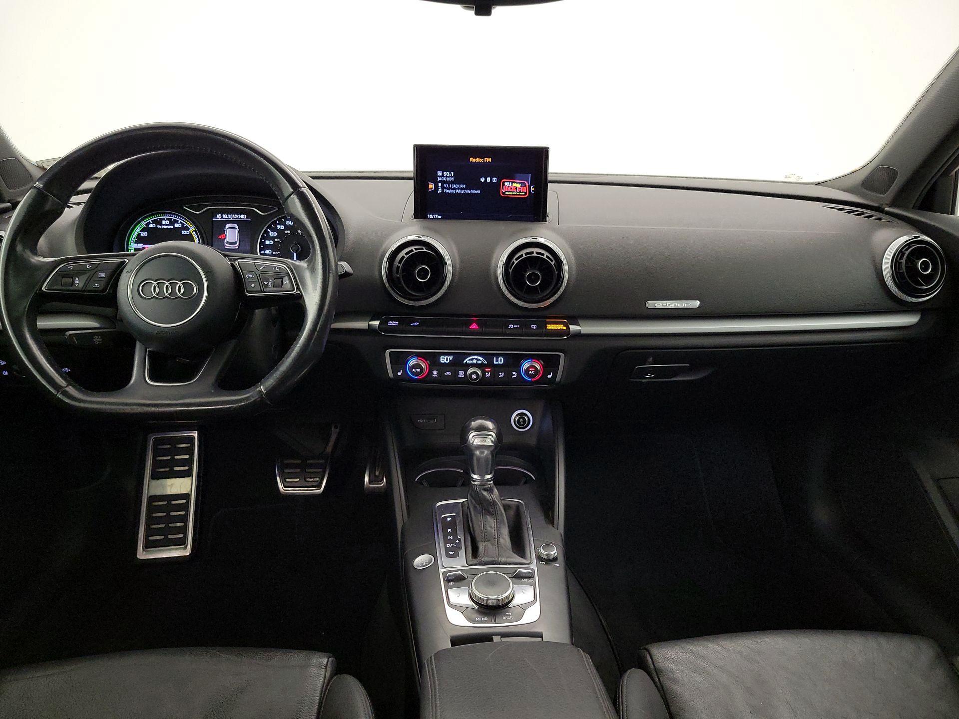 Thumbnail: 2017 Audi A3 - 9