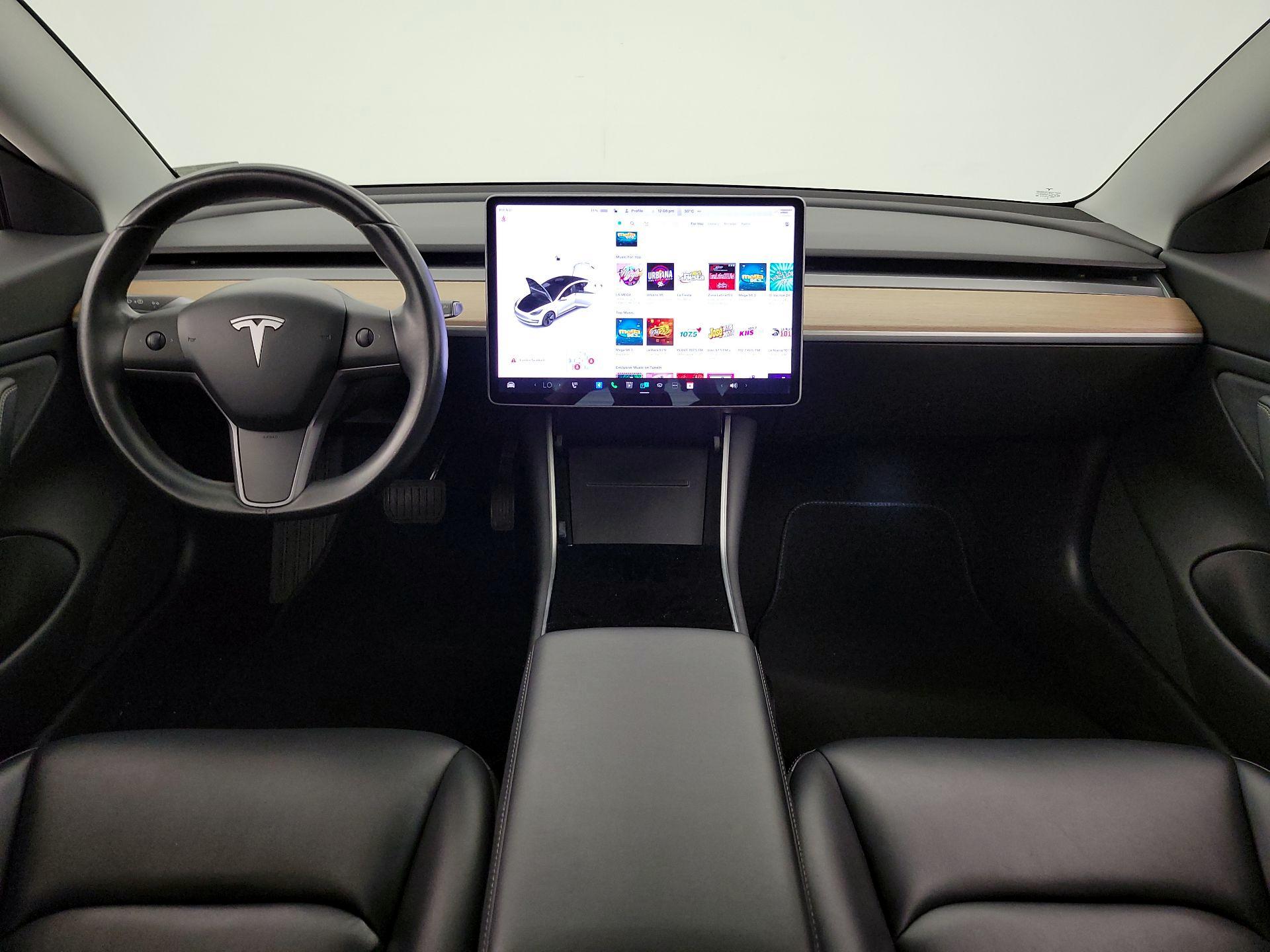 Thumbnail: 2018 Tesla Model 3 - 9