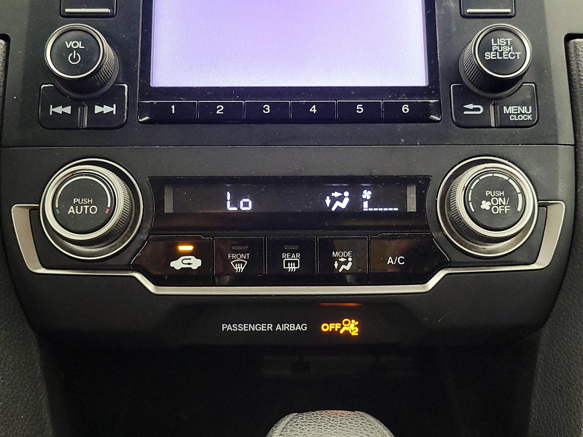 Thumbnail: 2016 Honda Civic - 16