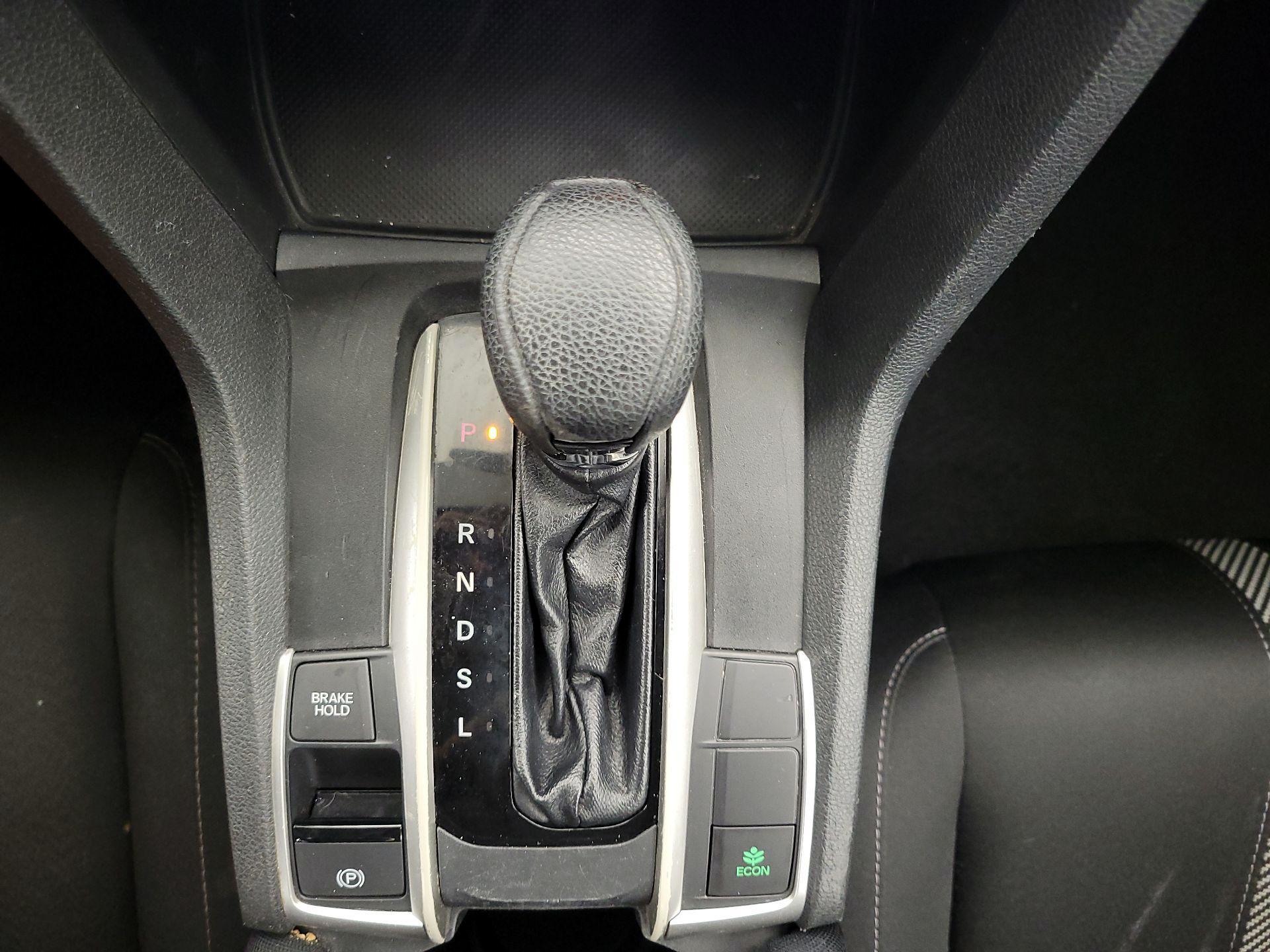 Thumbnail: 2016 Honda Civic - 17