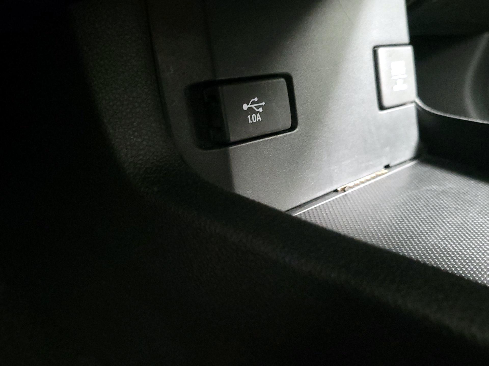 Thumbnail: 2016 Honda Civic - 18