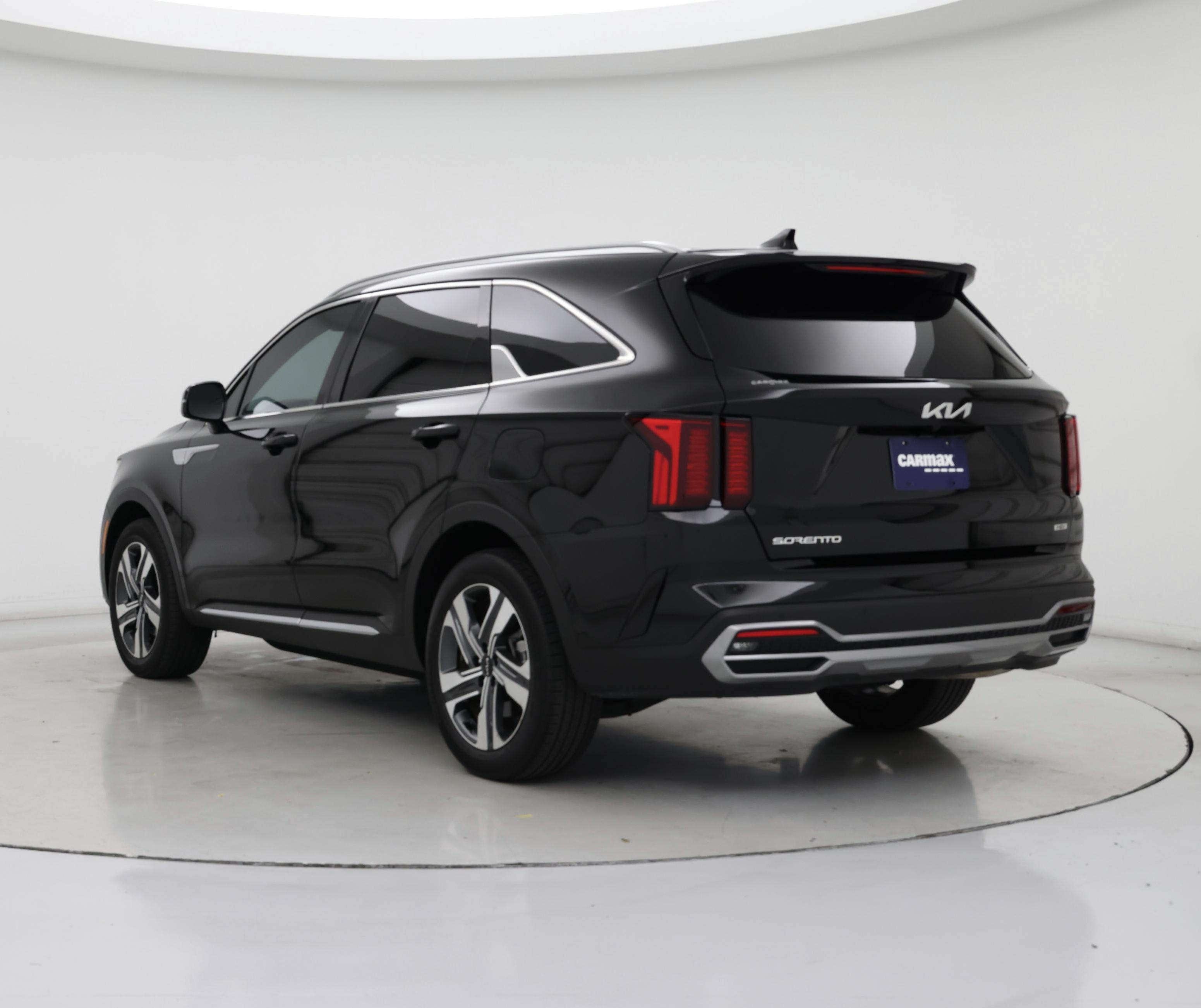 Thumbnail: 2023 Kia Sorento - 2