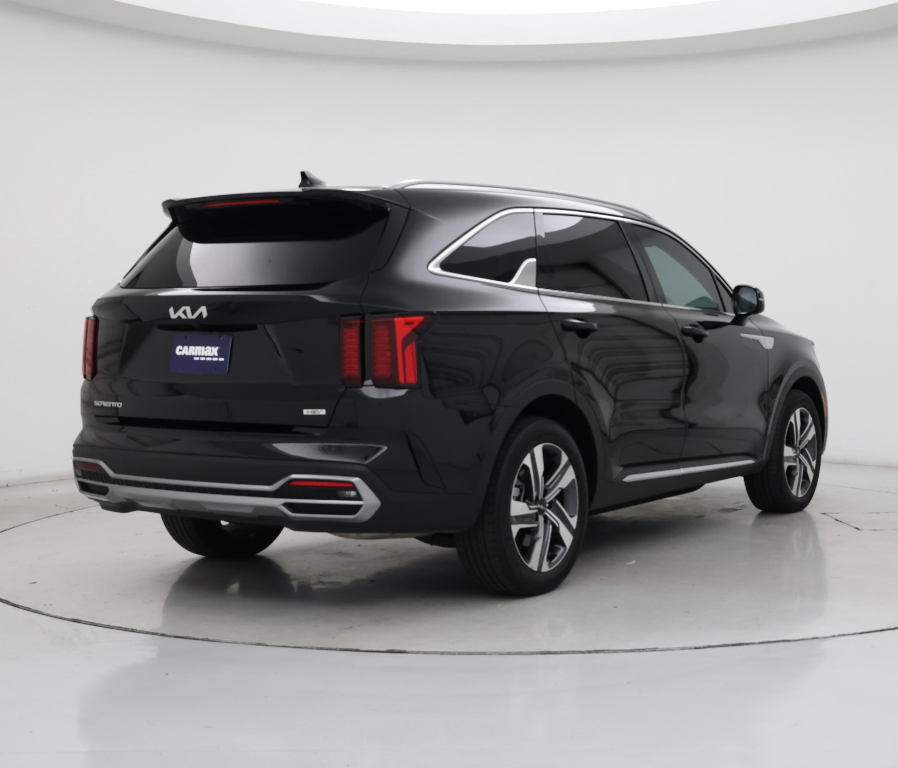 Thumbnail: 2023 Kia Sorento - 8