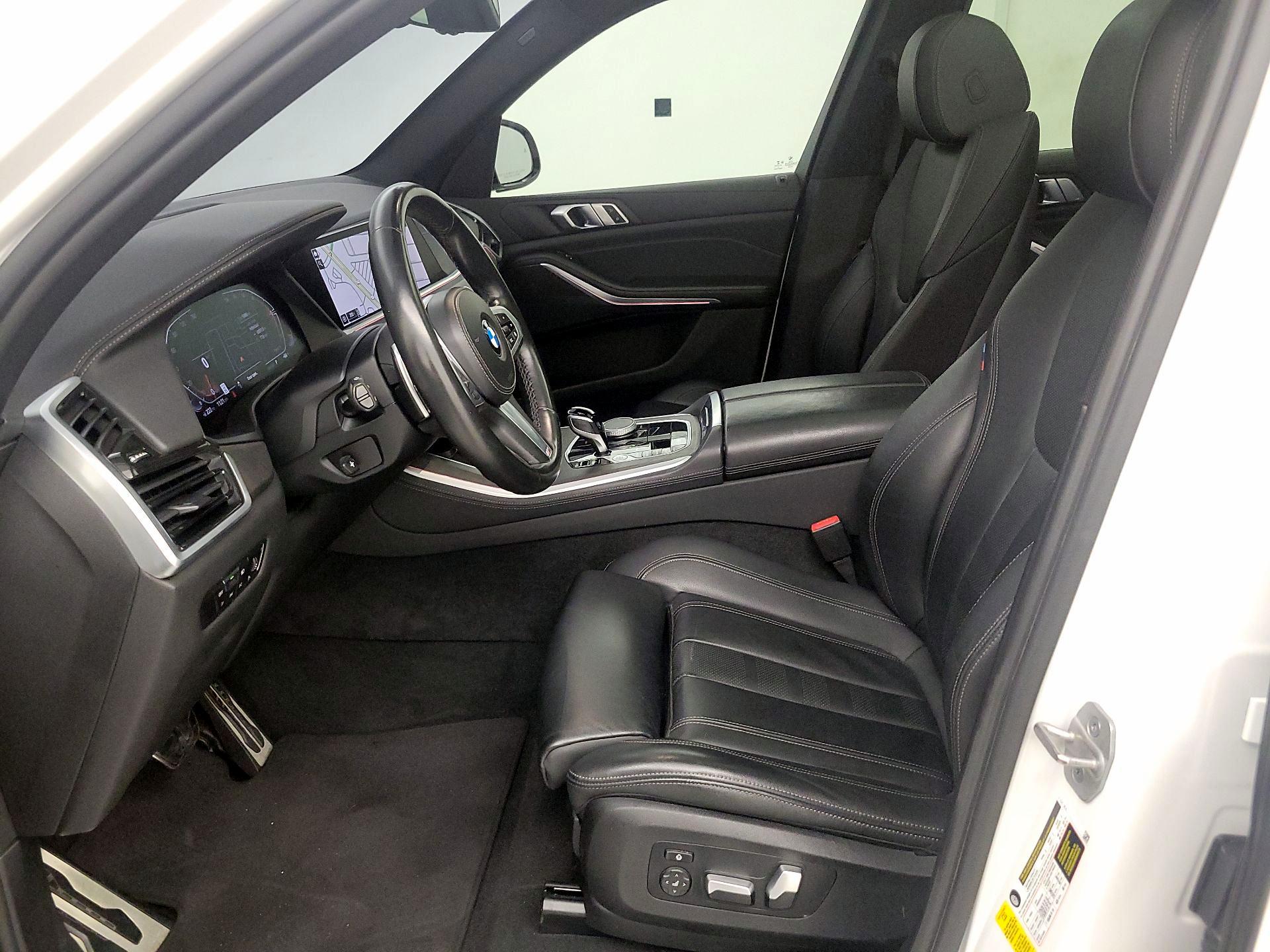 Thumbnail: 2022 BMW X5 - 11