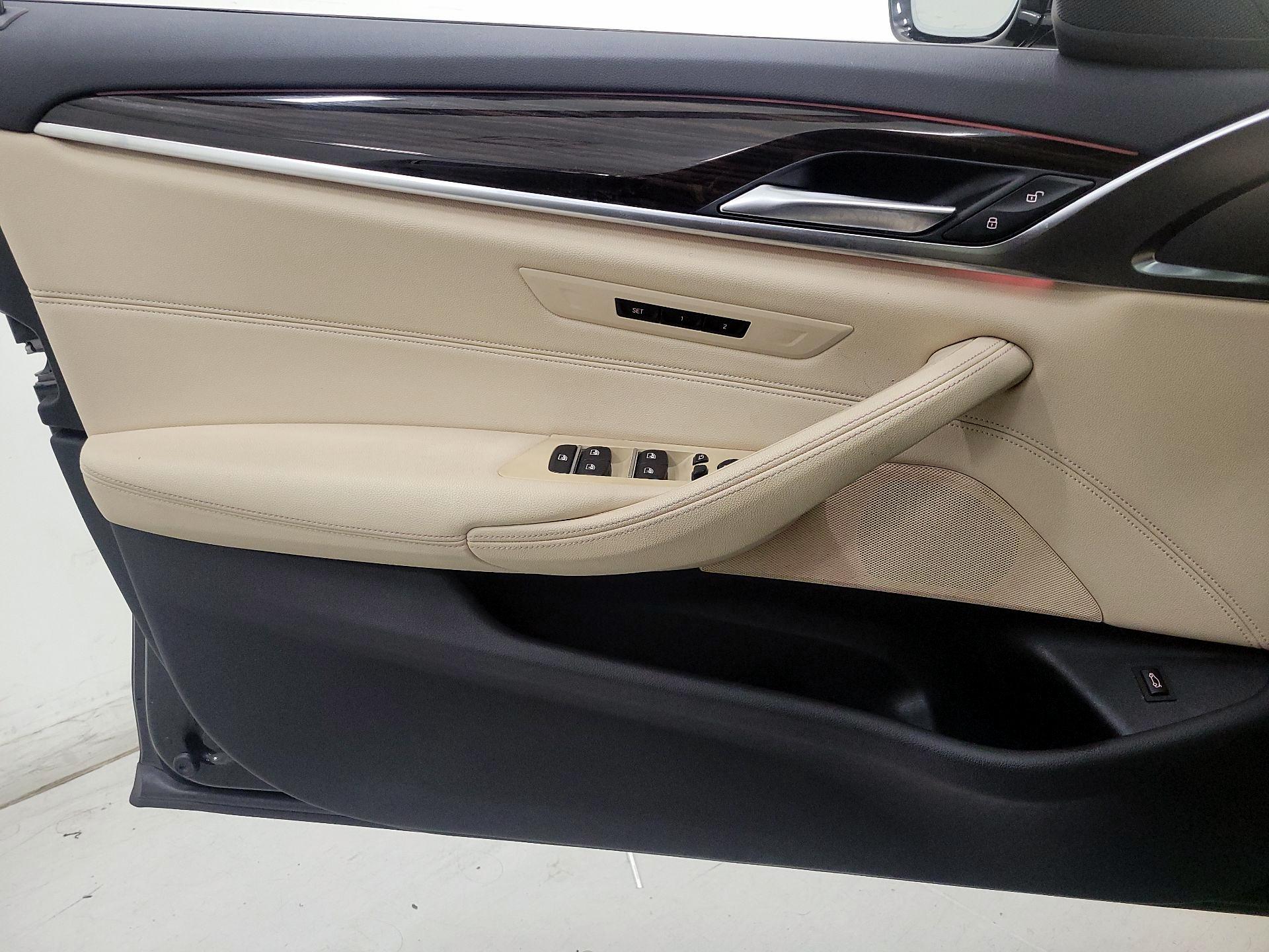 Thumbnail: 2019 BMW 5 Series - 12