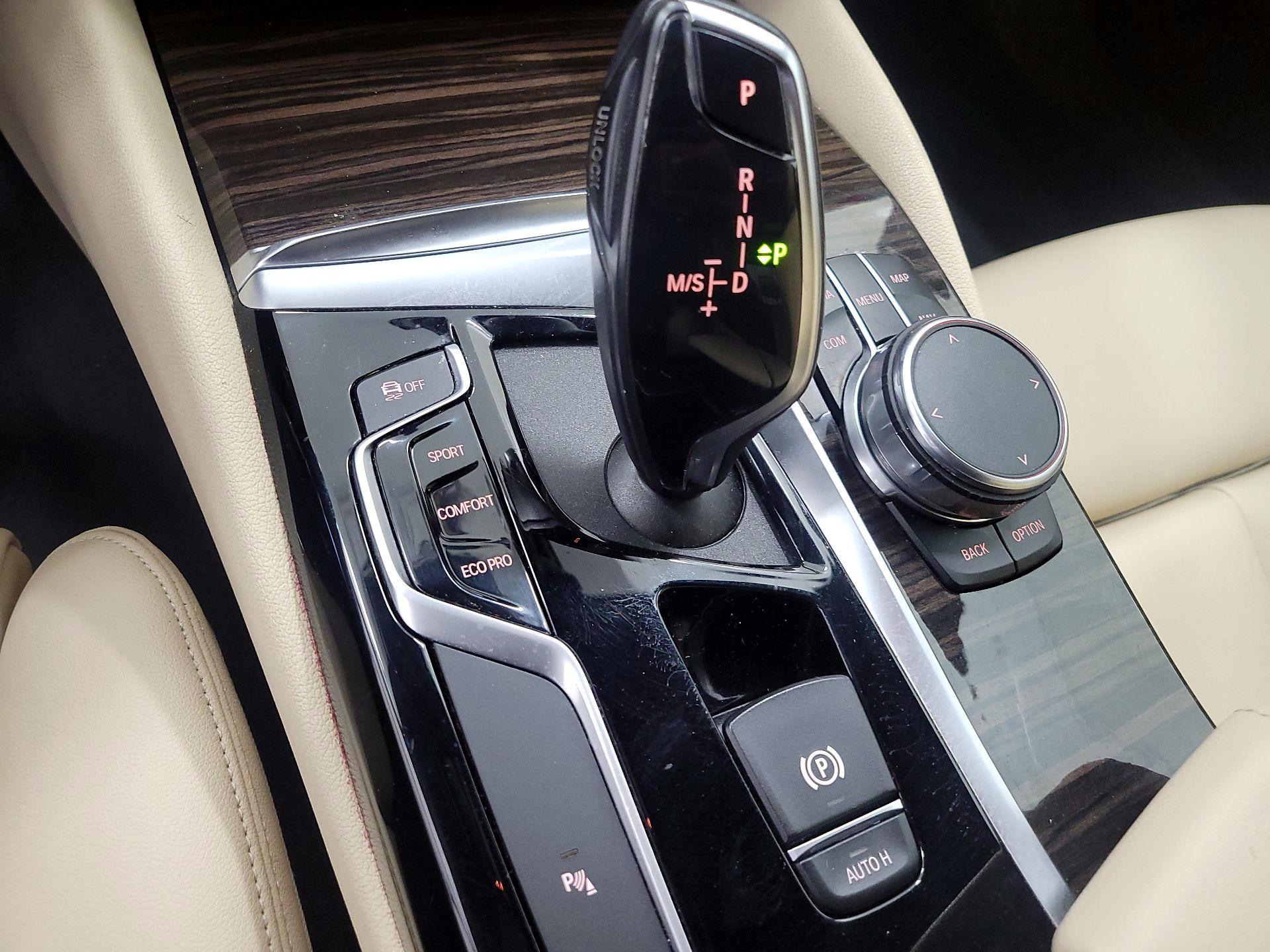 Thumbnail: 2019 BMW 5 Series - 18