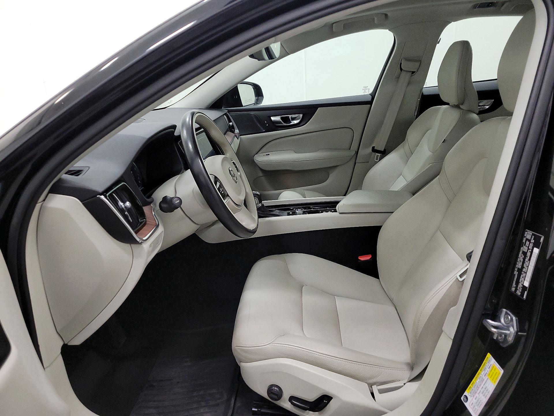 Thumbnail: 2019 Volvo S60 - 11
