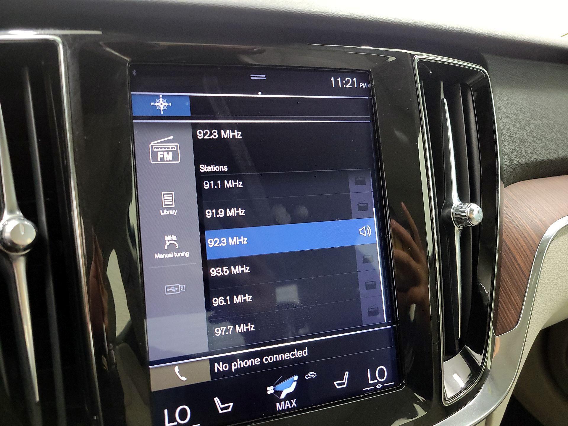 Thumbnail: 2019 Volvo S60 - 16