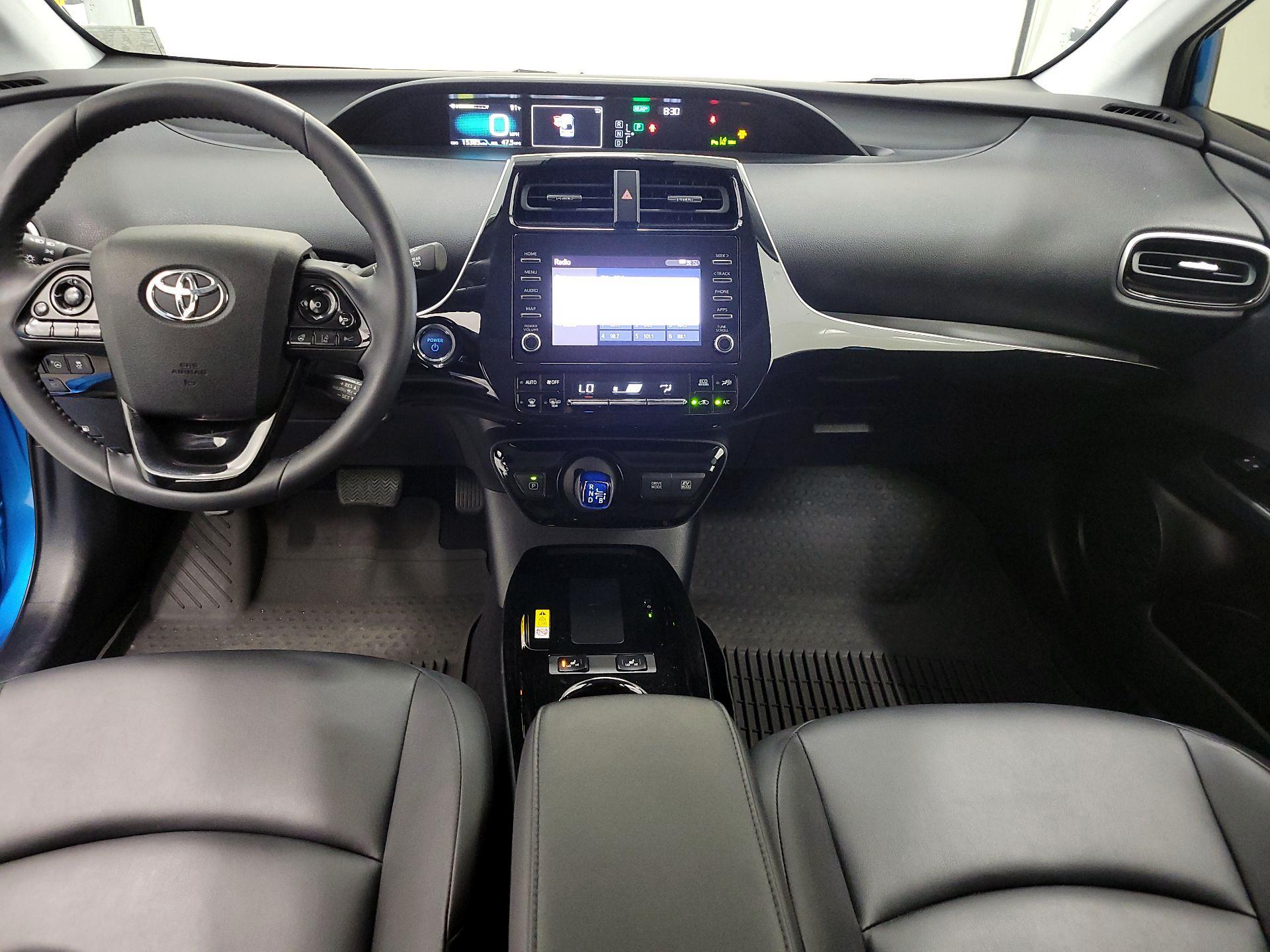 Thumbnail: 2020 Toyota Prius - 9