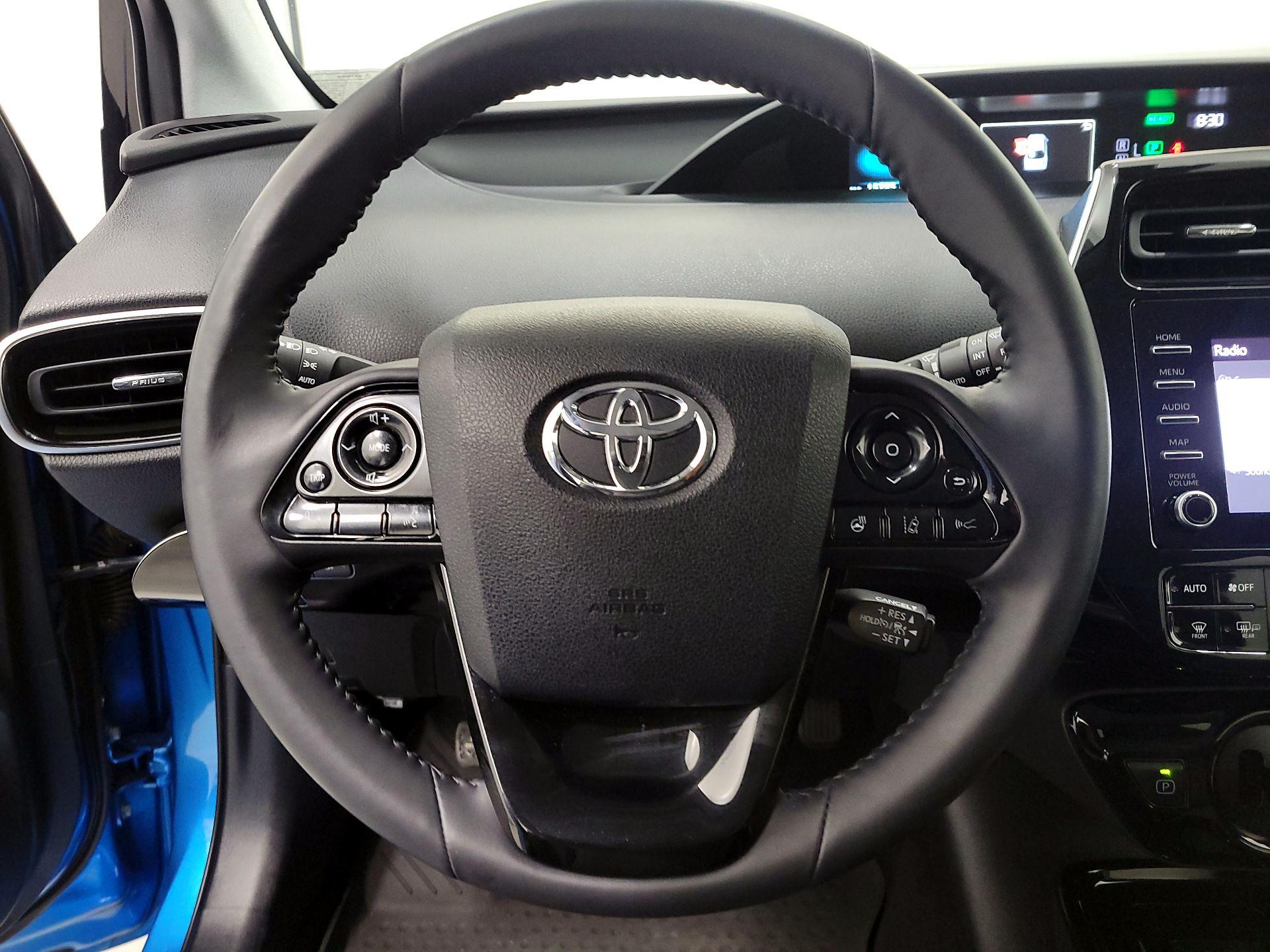Thumbnail: 2020 Toyota Prius - 10