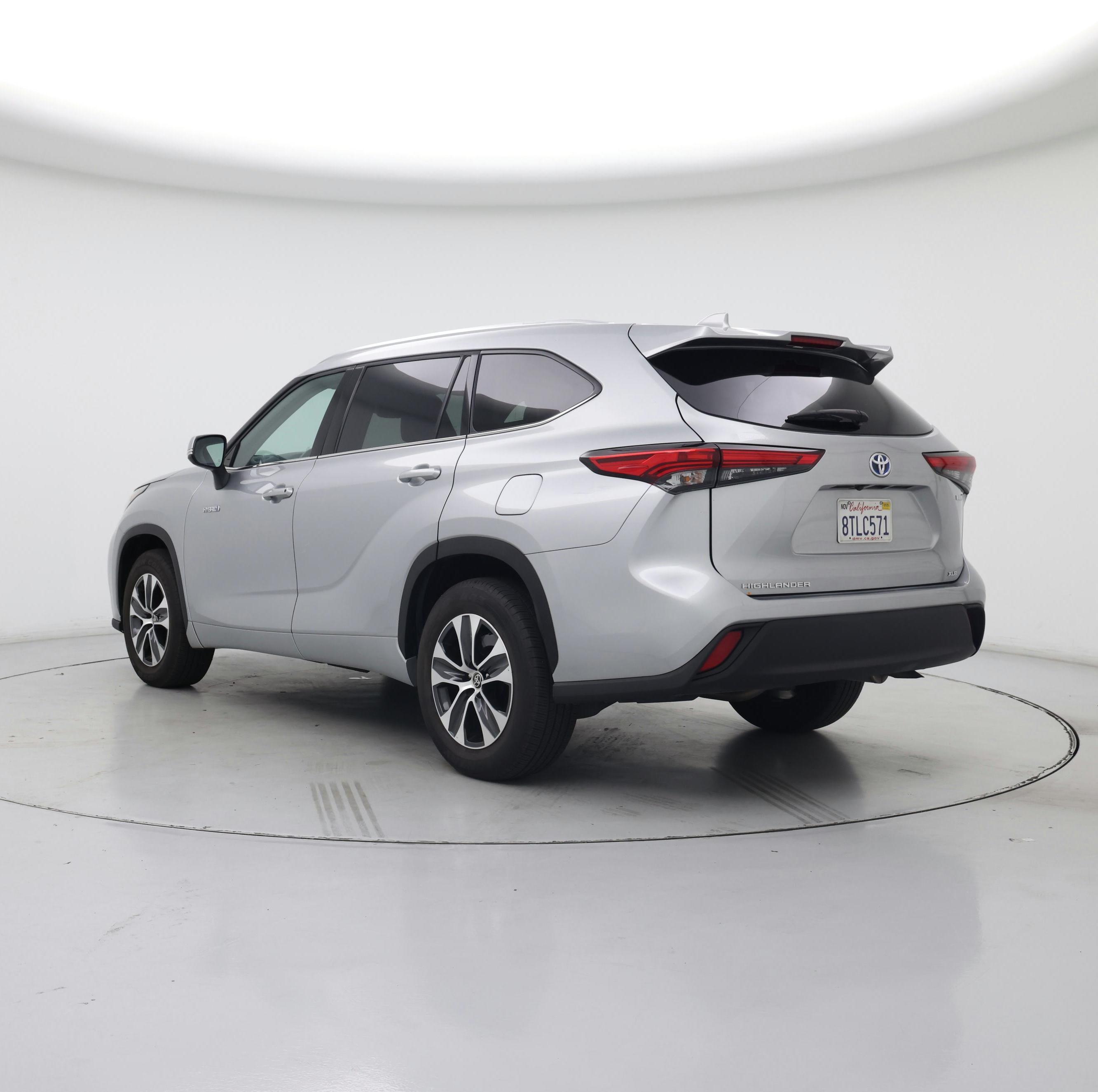 Thumbnail: 2021 Toyota Highlander - 2