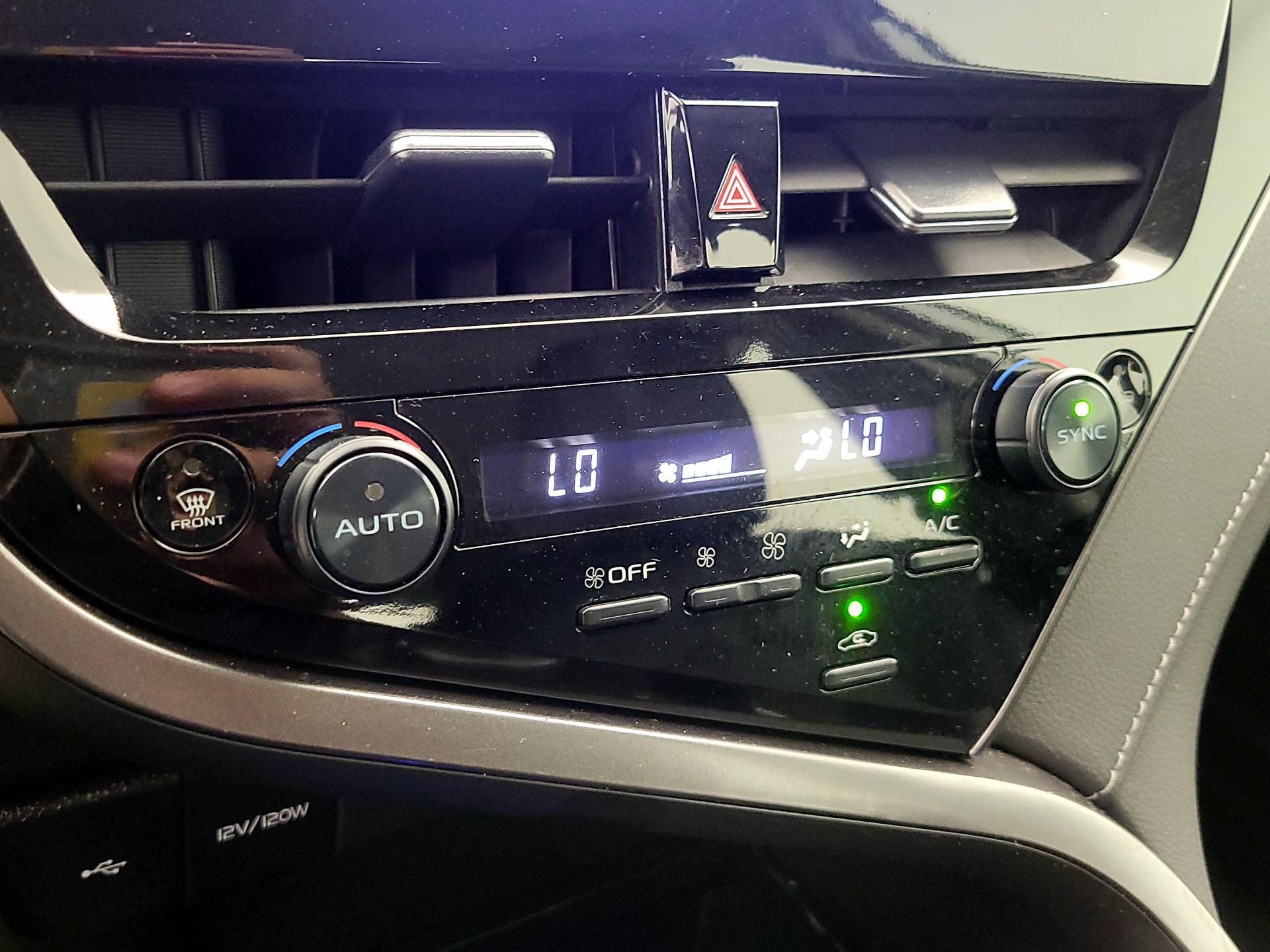 Thumbnail: 2024 Toyota Camry - 16