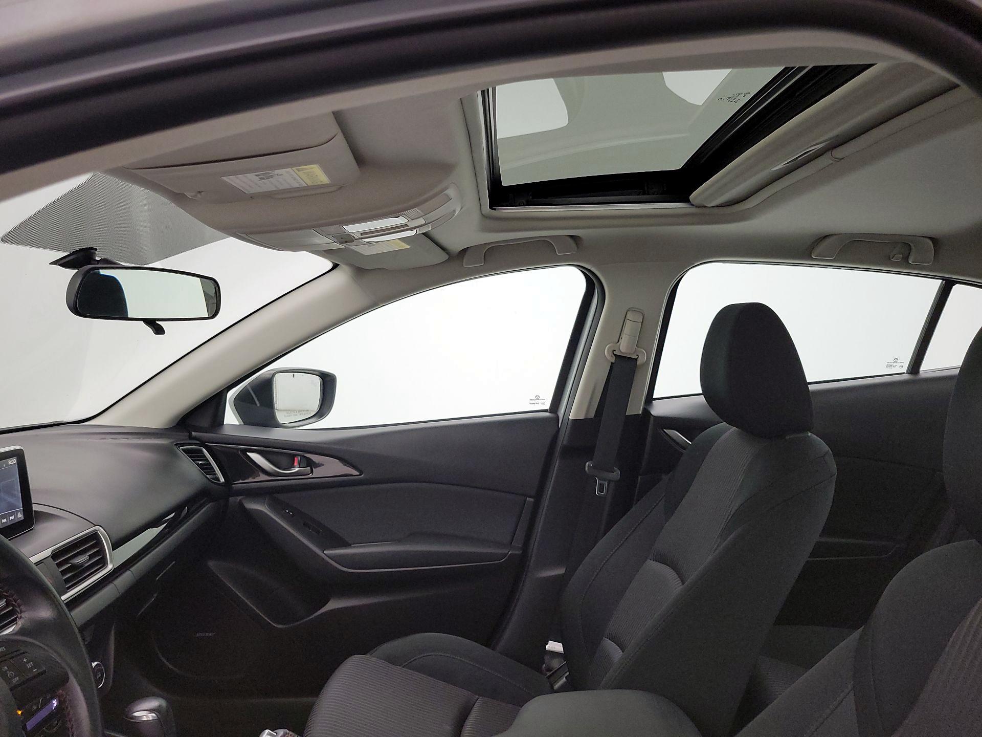 Thumbnail: 2015 Mazda Mazda3 - 19