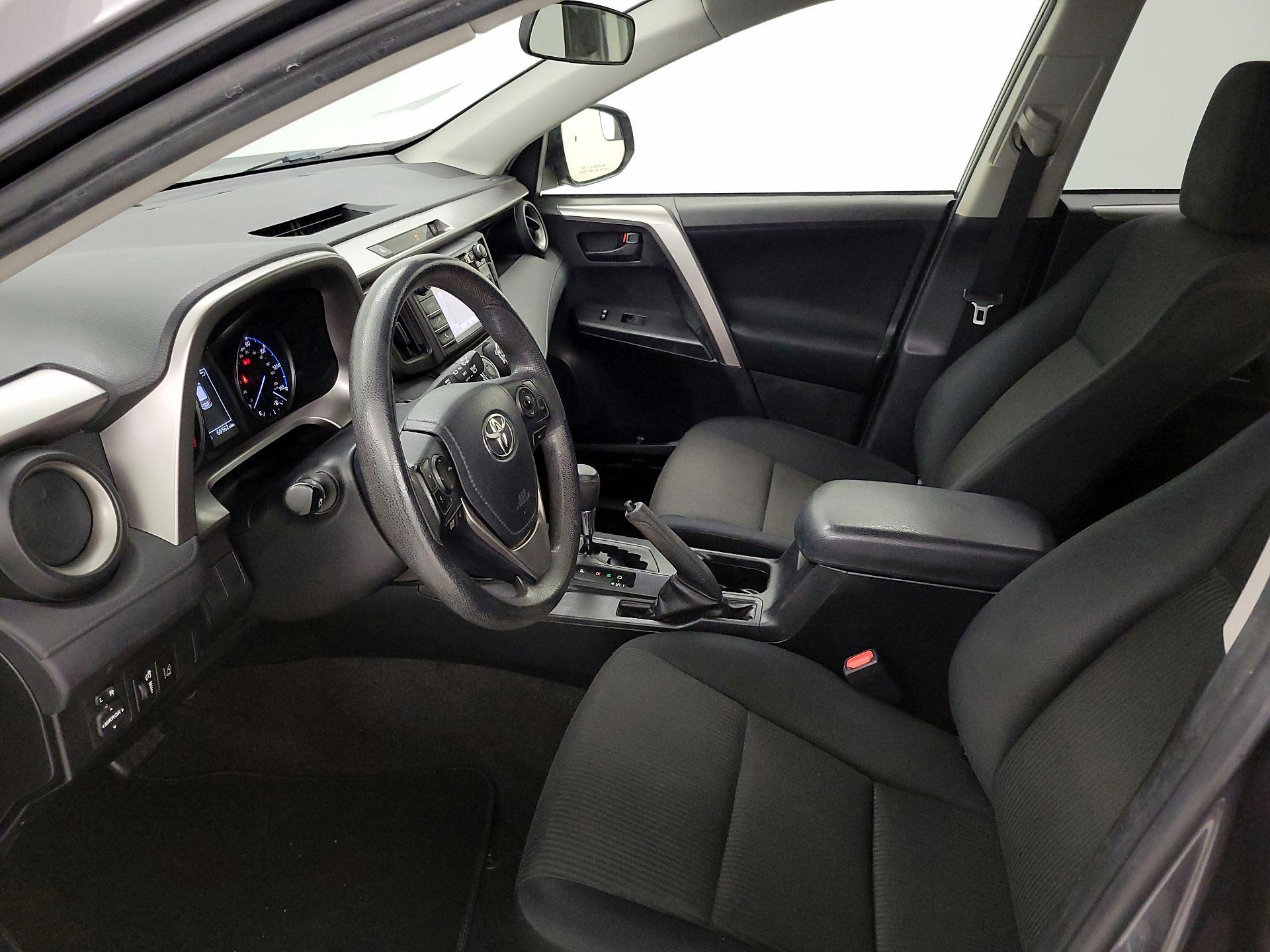 Thumbnail: 2017 Toyota RAV4 - 11