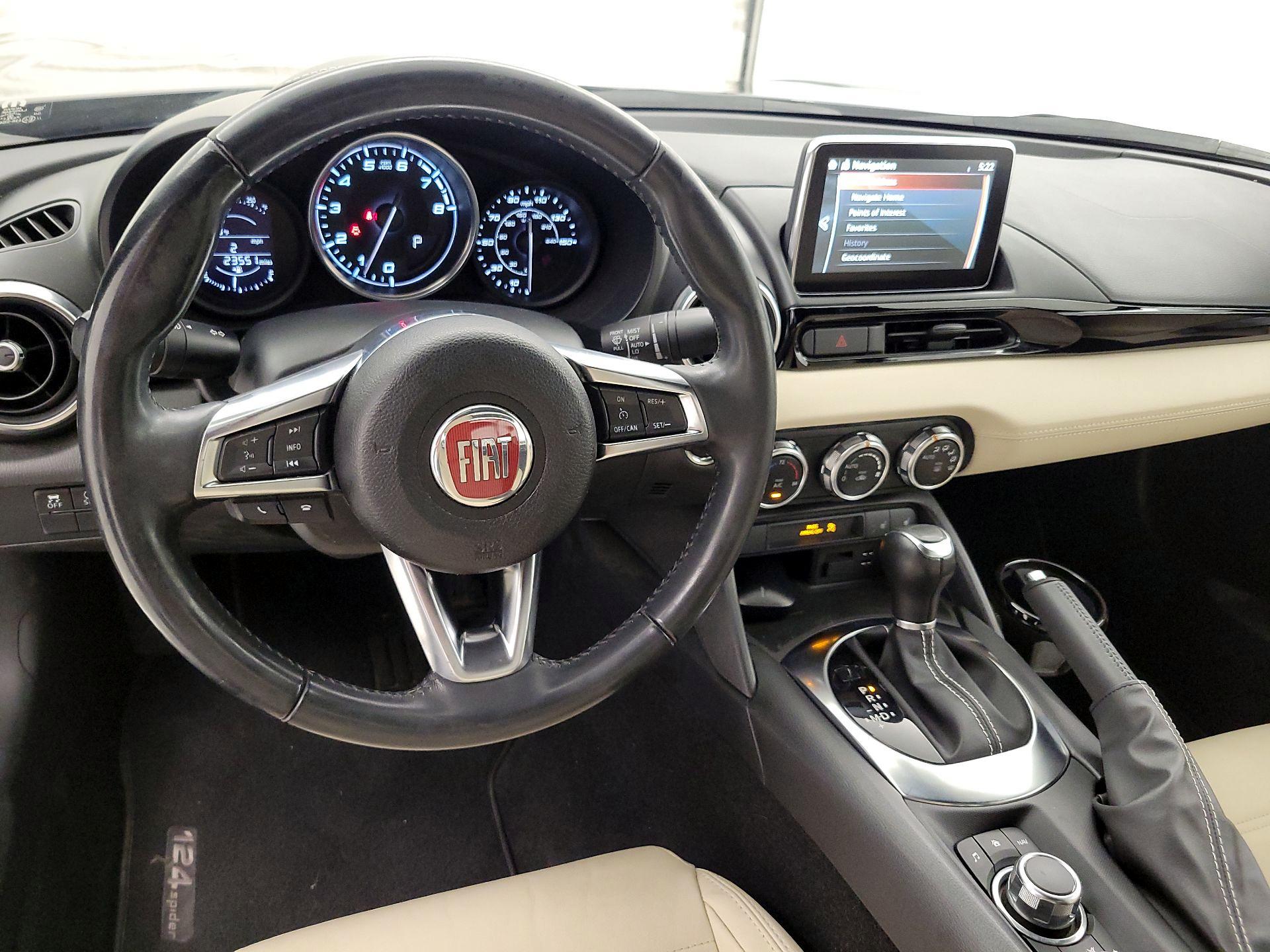 Thumbnail: 2019 Fiat 124 Spider - 9