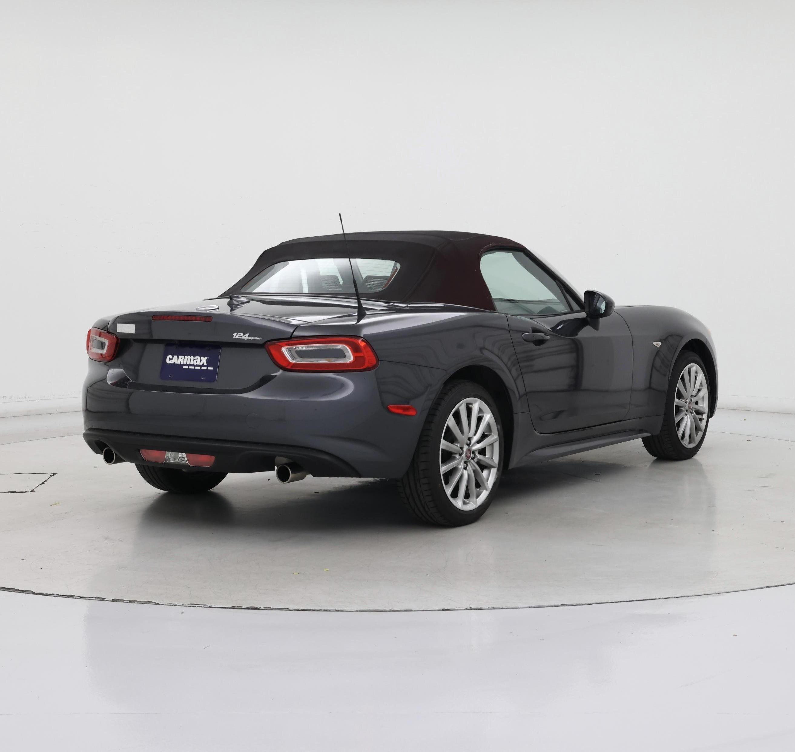Thumbnail: 2019 Fiat 124 Spider - 8