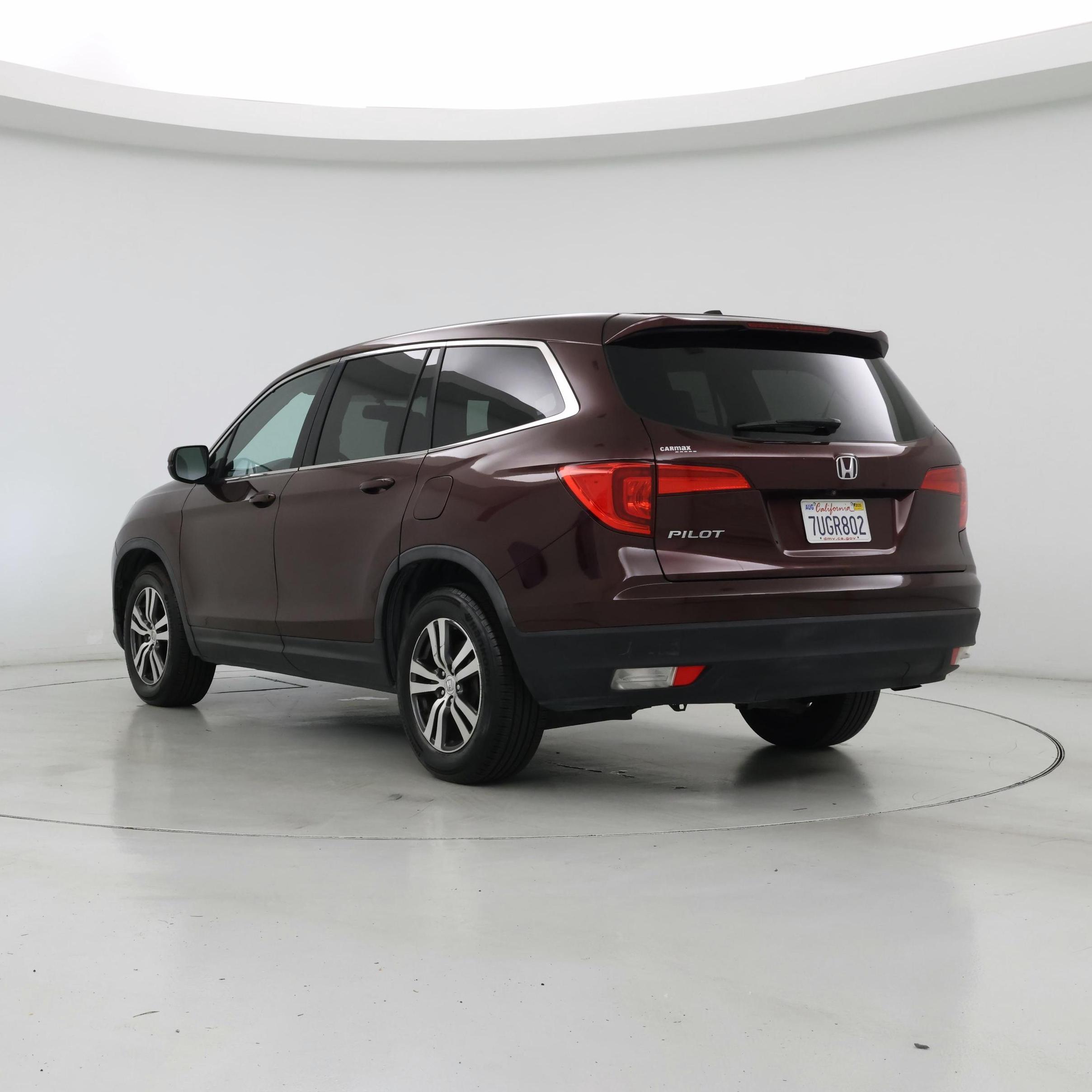 Thumbnail: 2016 Honda Pilot - 2