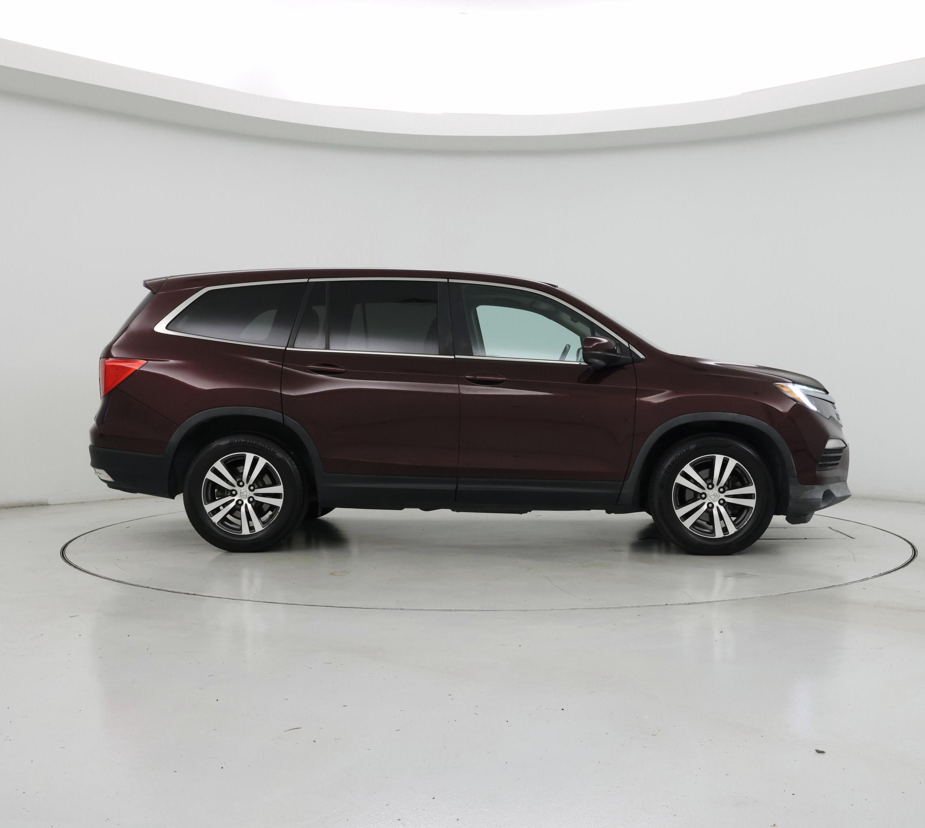 Thumbnail: 2016 Honda Pilot - 7