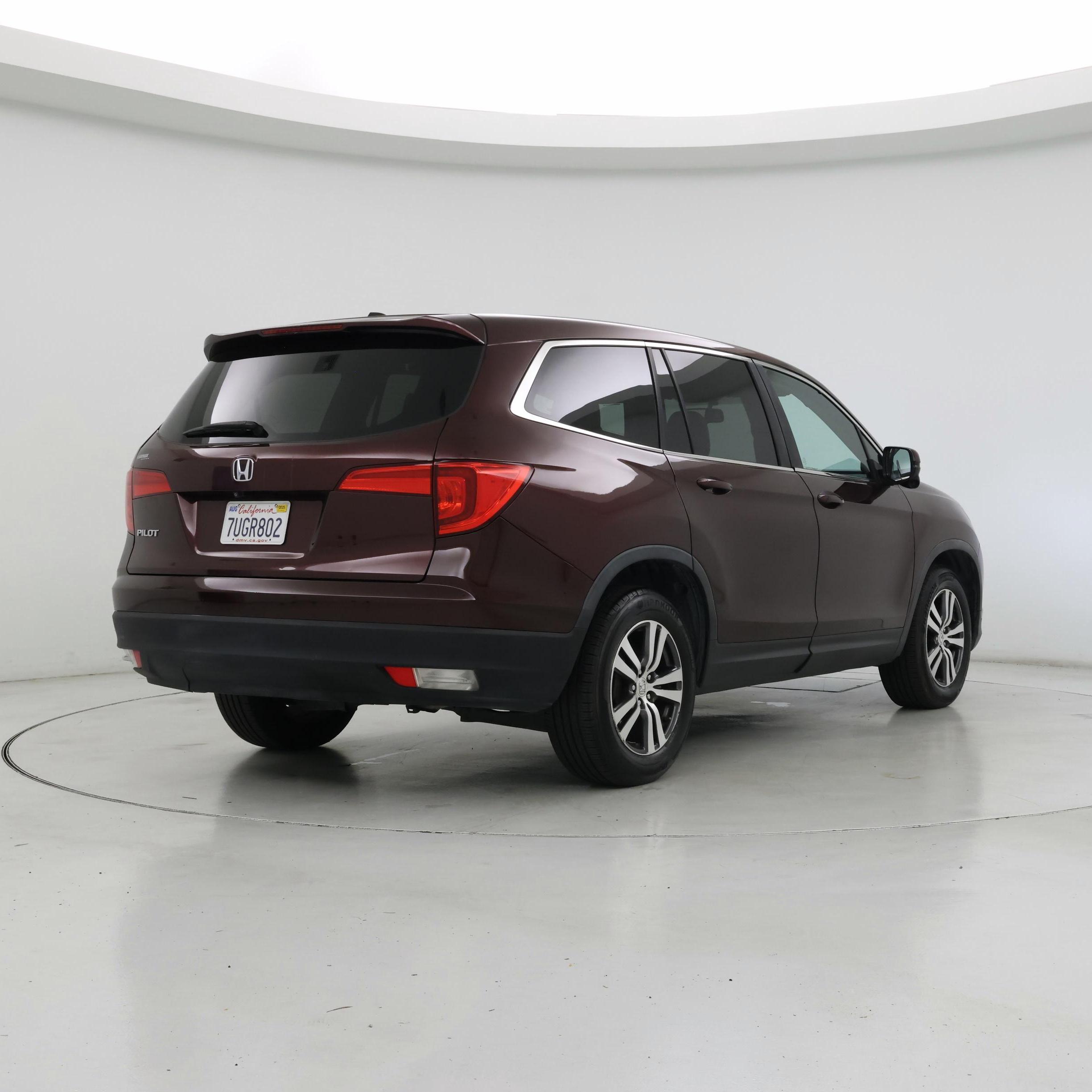 Thumbnail: 2016 Honda Pilot - 8