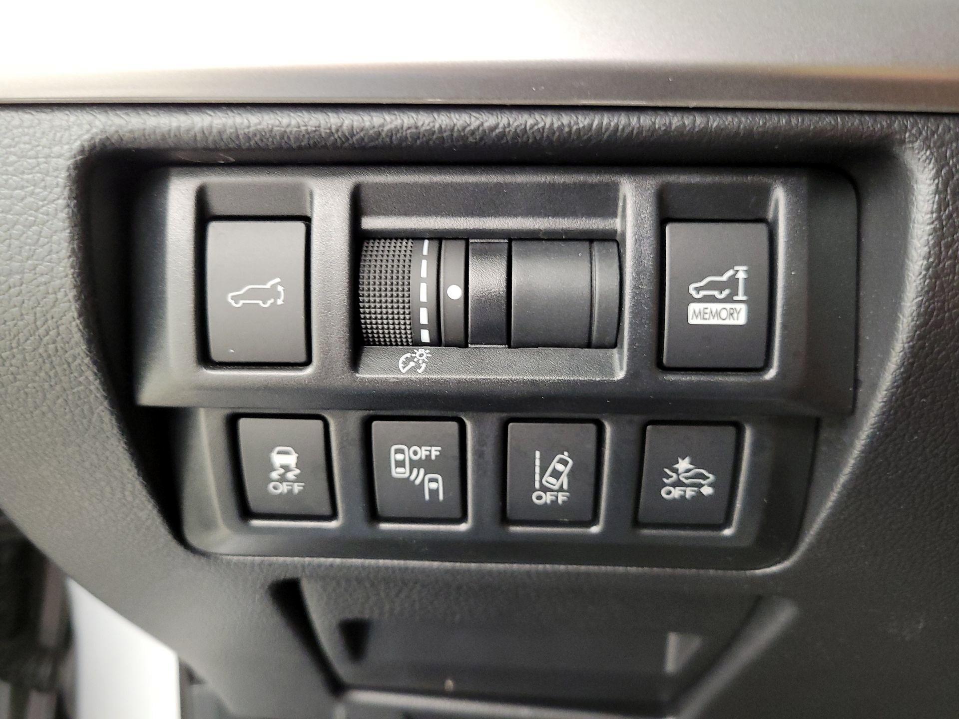 Thumbnail: 2018 Subaru Outback - 13