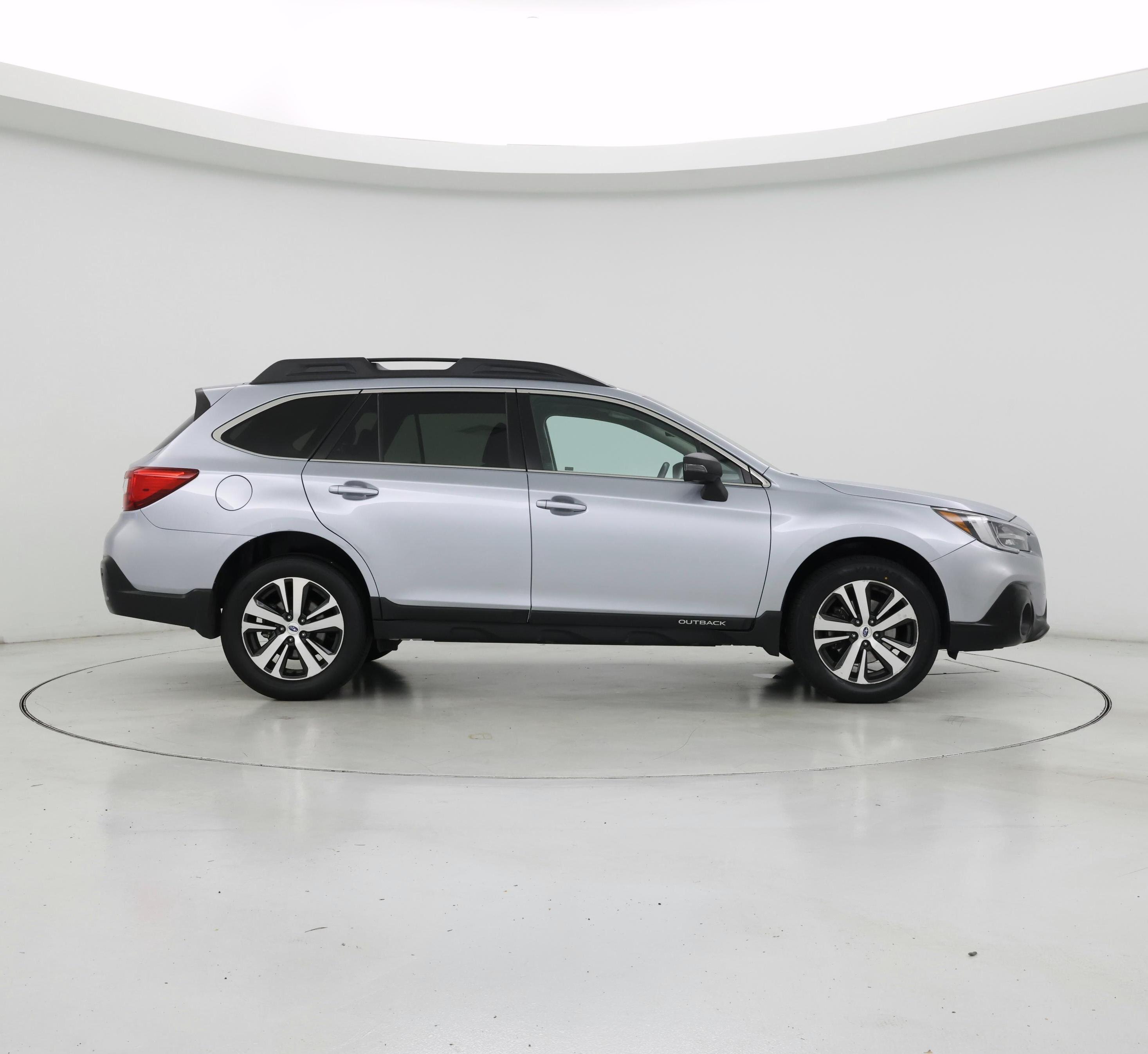 Thumbnail: 2018 Subaru Outback - 7