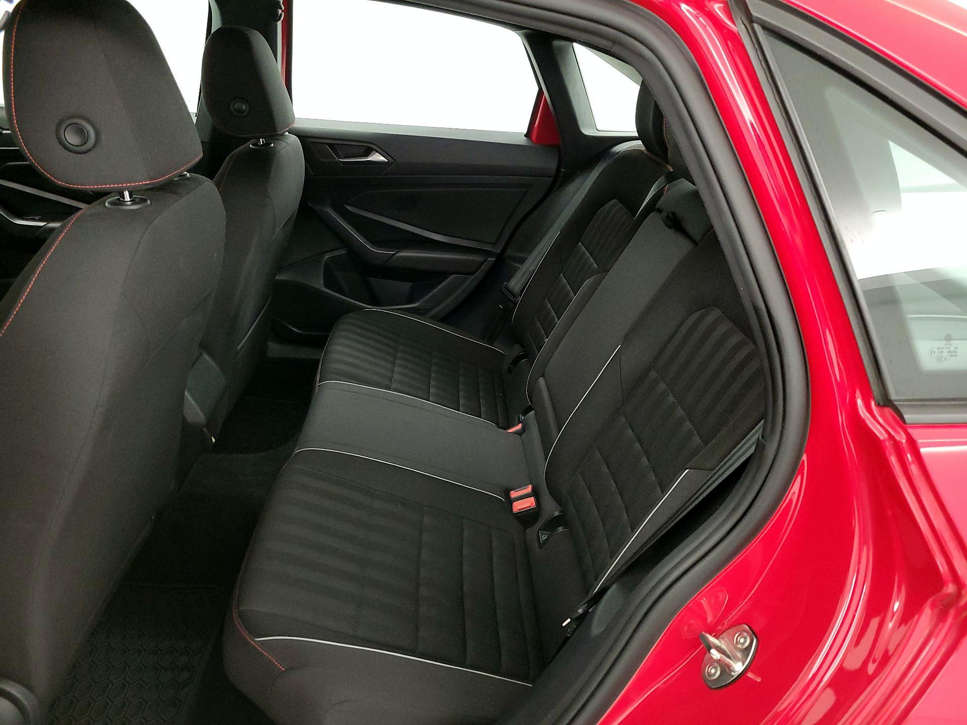 Thumbnail: 2019 Volkswagen Jetta - 19
