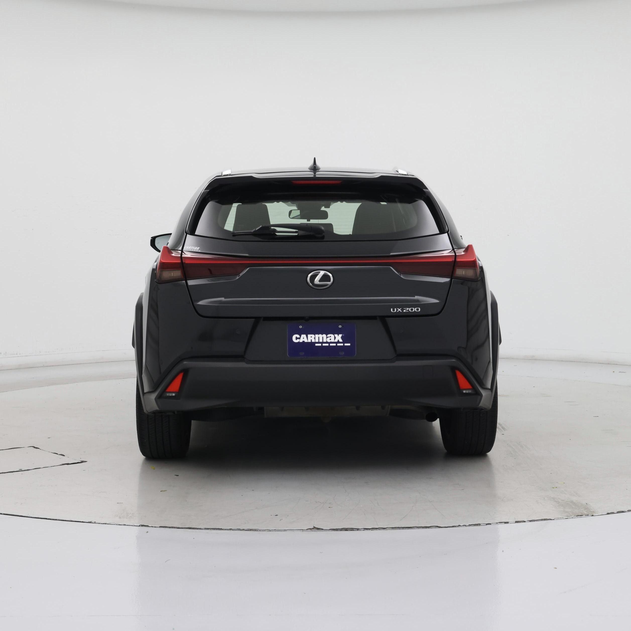 Thumbnail: 2021 Lexus UX - 6