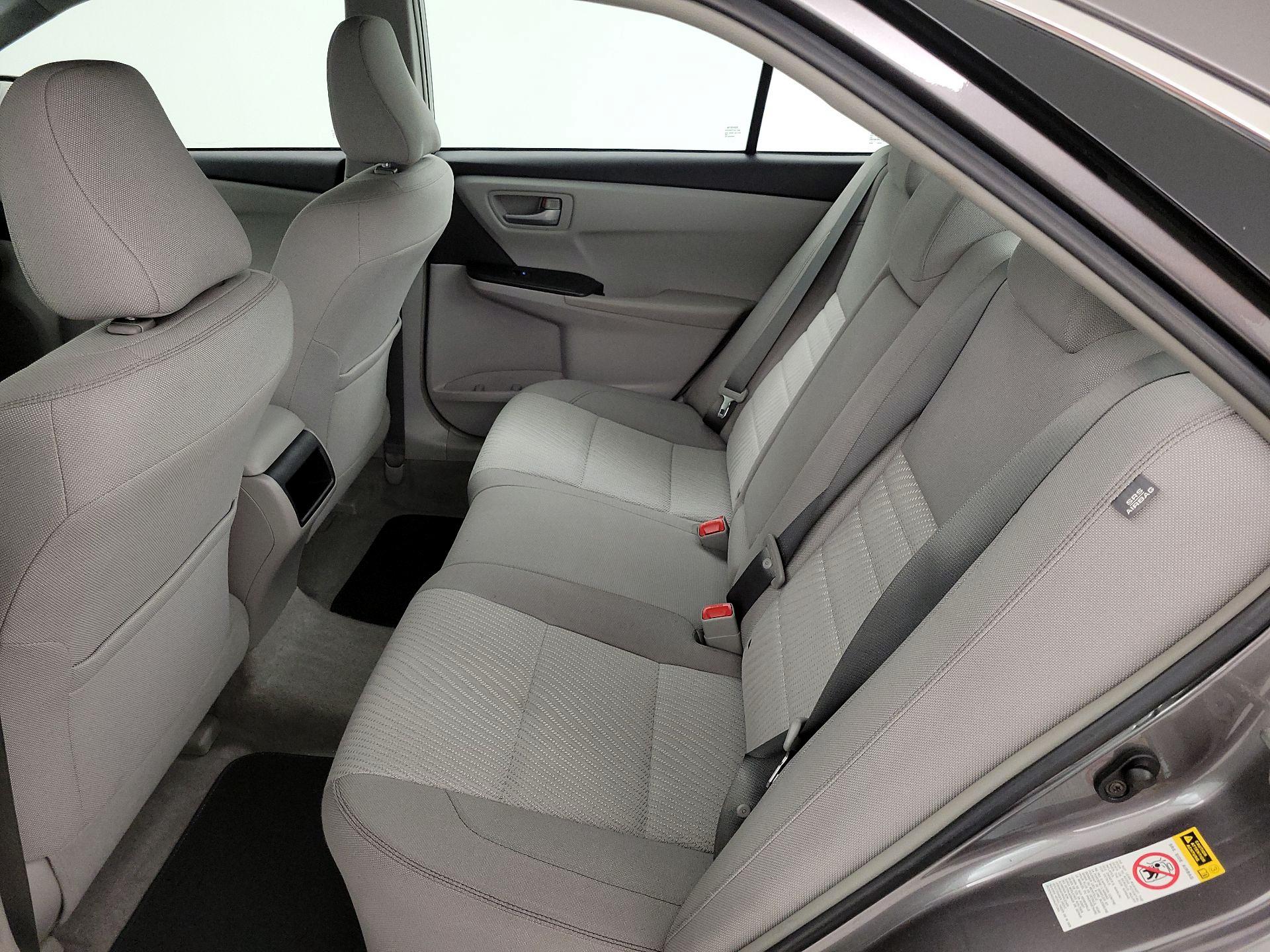 Thumbnail: 2017 Toyota Camry - 19